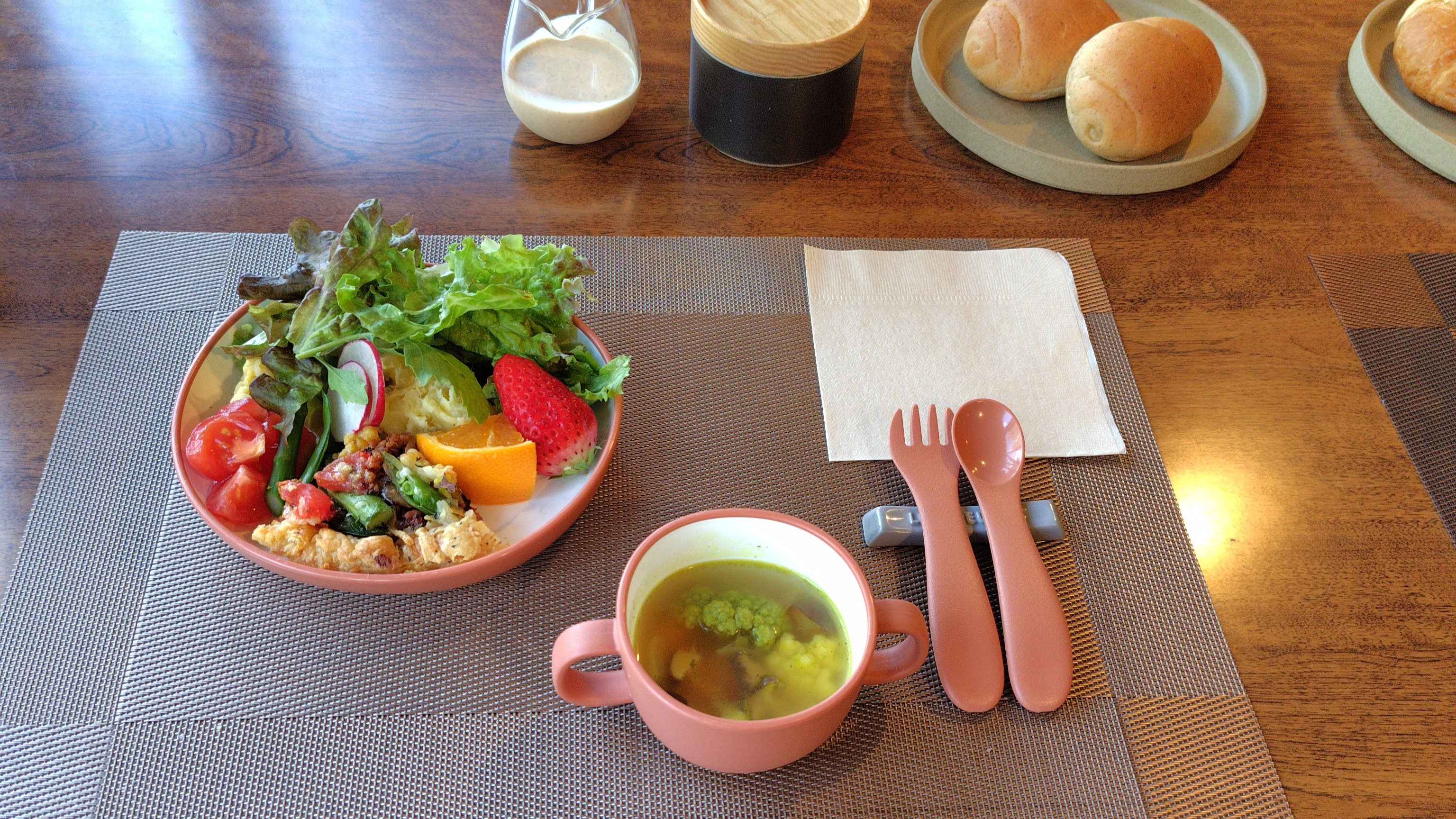 小さなお子さまのご朝食の一例