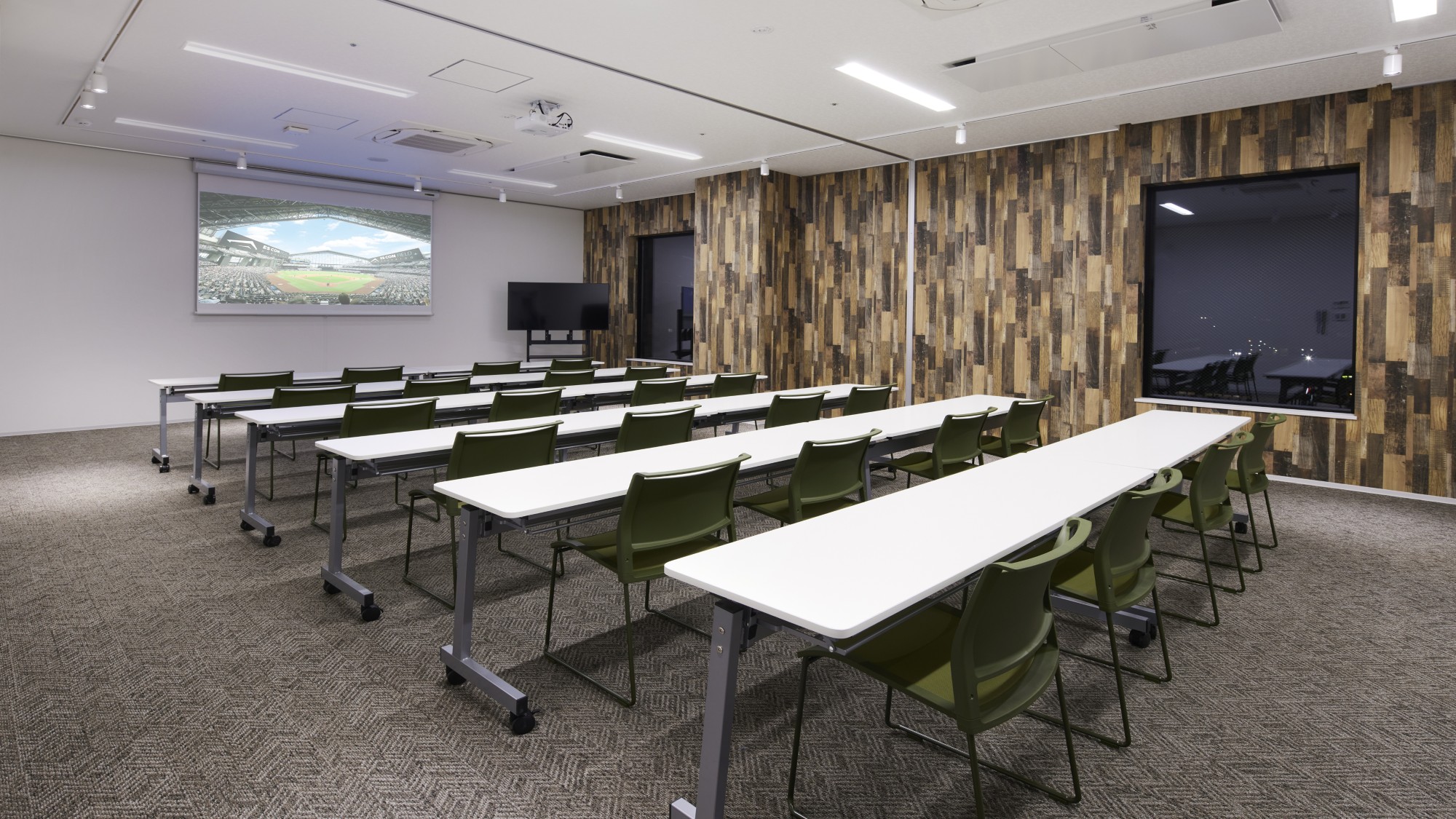 会議室（完全予約制）