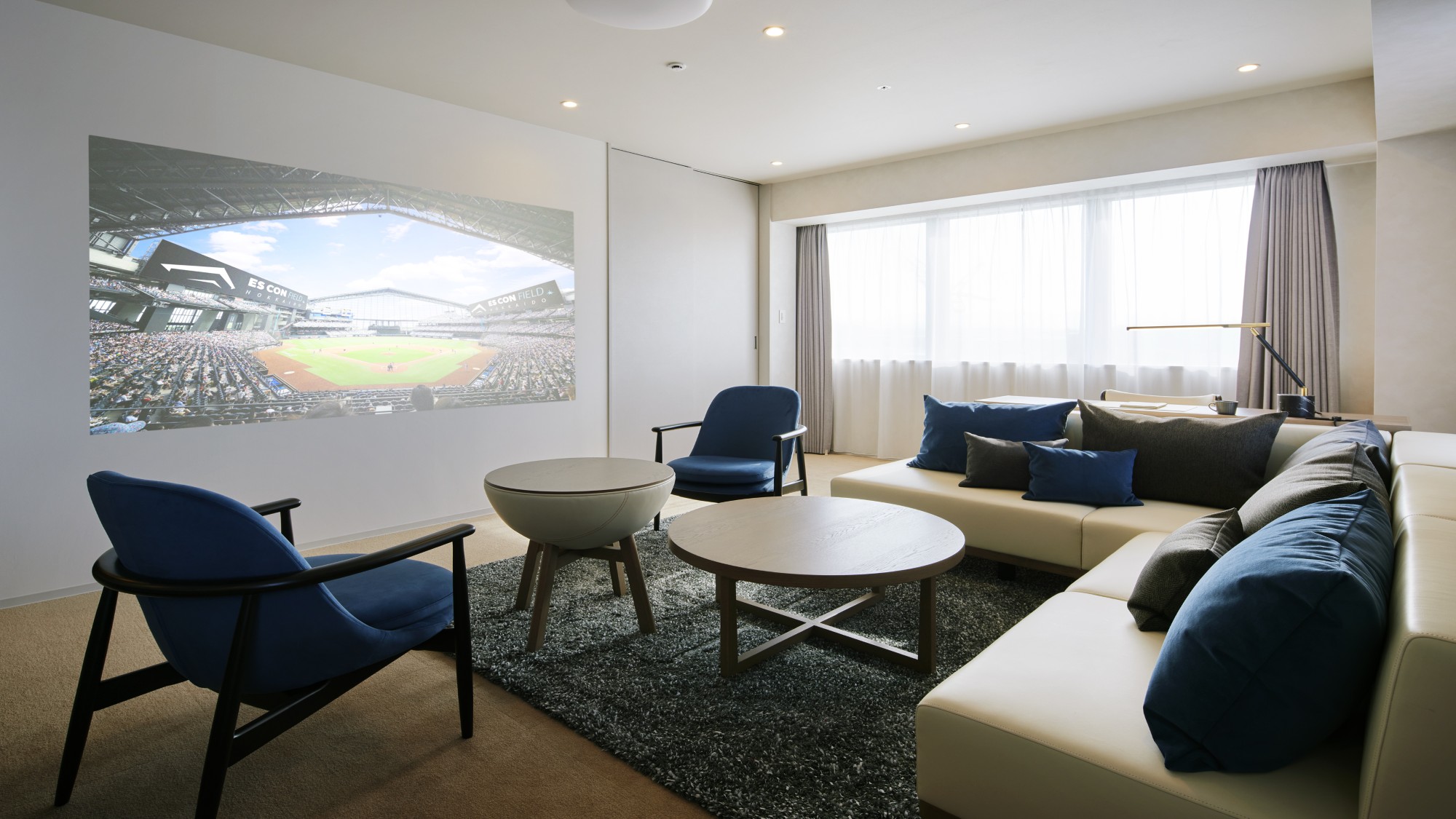 スイート エスコンフィールドビュー