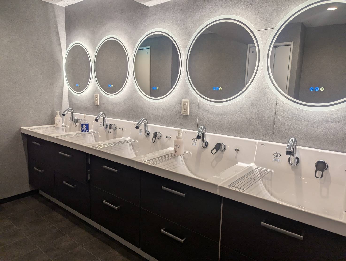 赤坂駅徒歩2分｜2025年1月オープン！荷物預かり可＆セルフチェックインOK スタンダード素泊まり