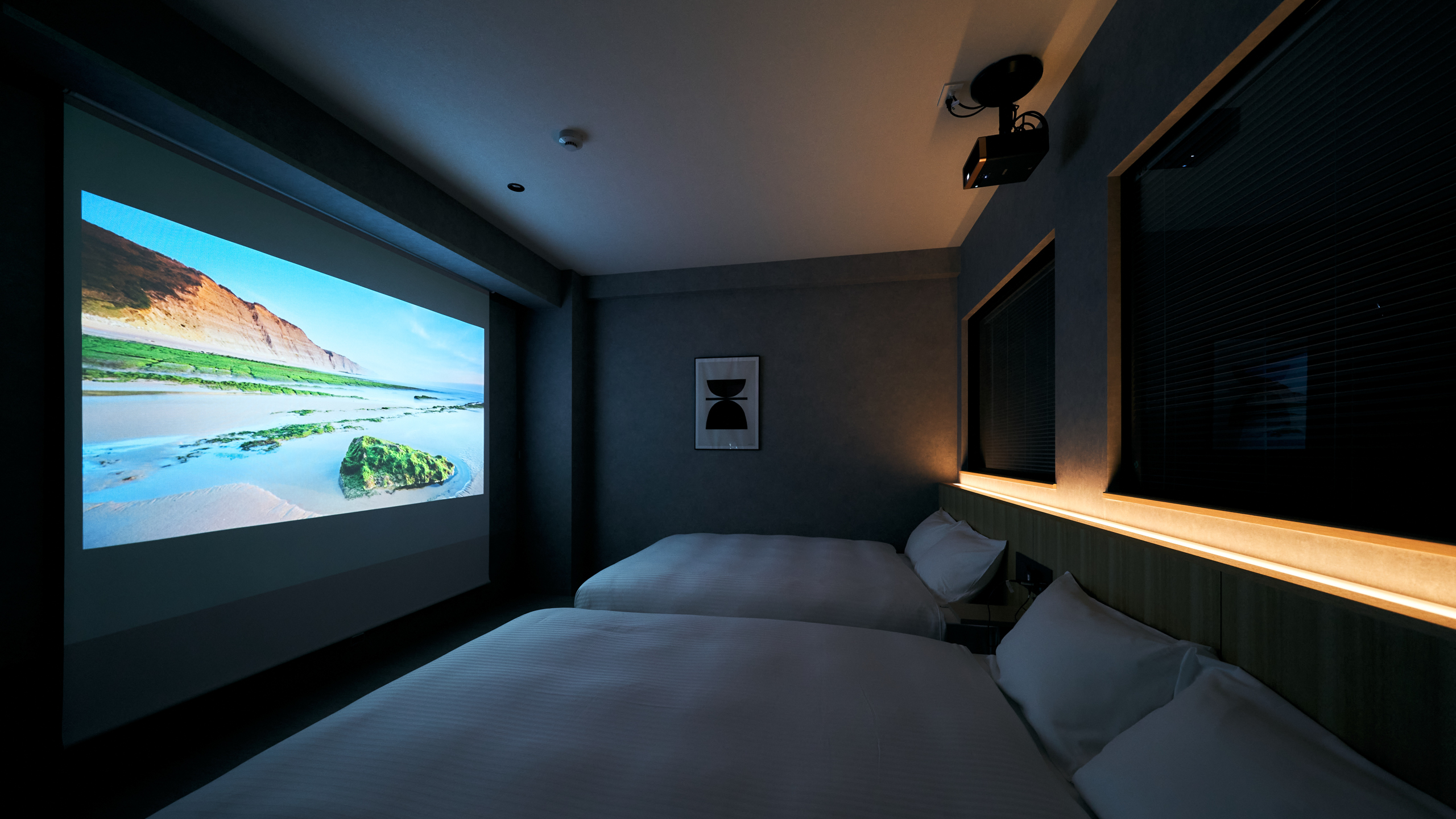 ツインルーム　プロジェクター