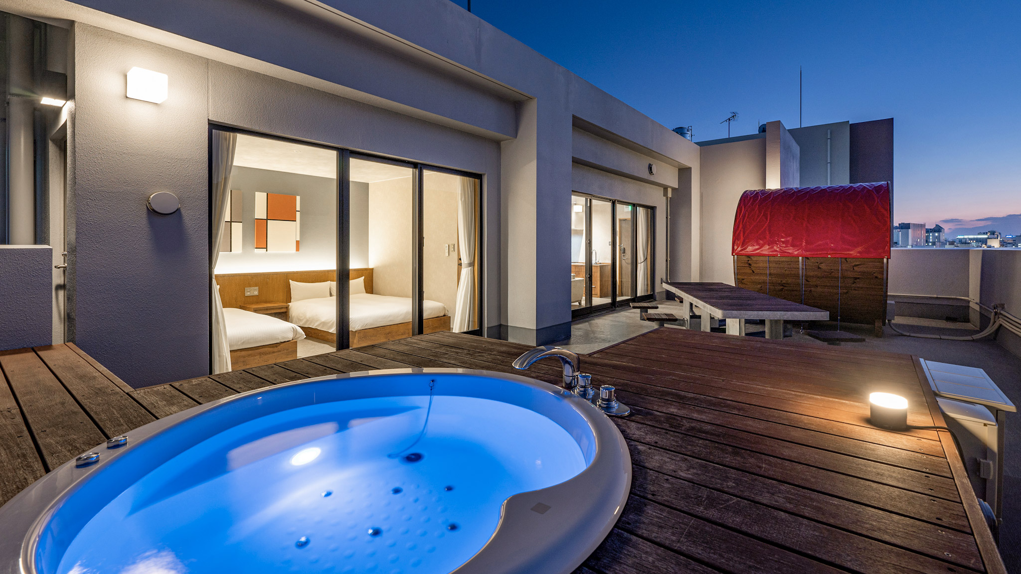 スイートルーム　ジャグジーバス