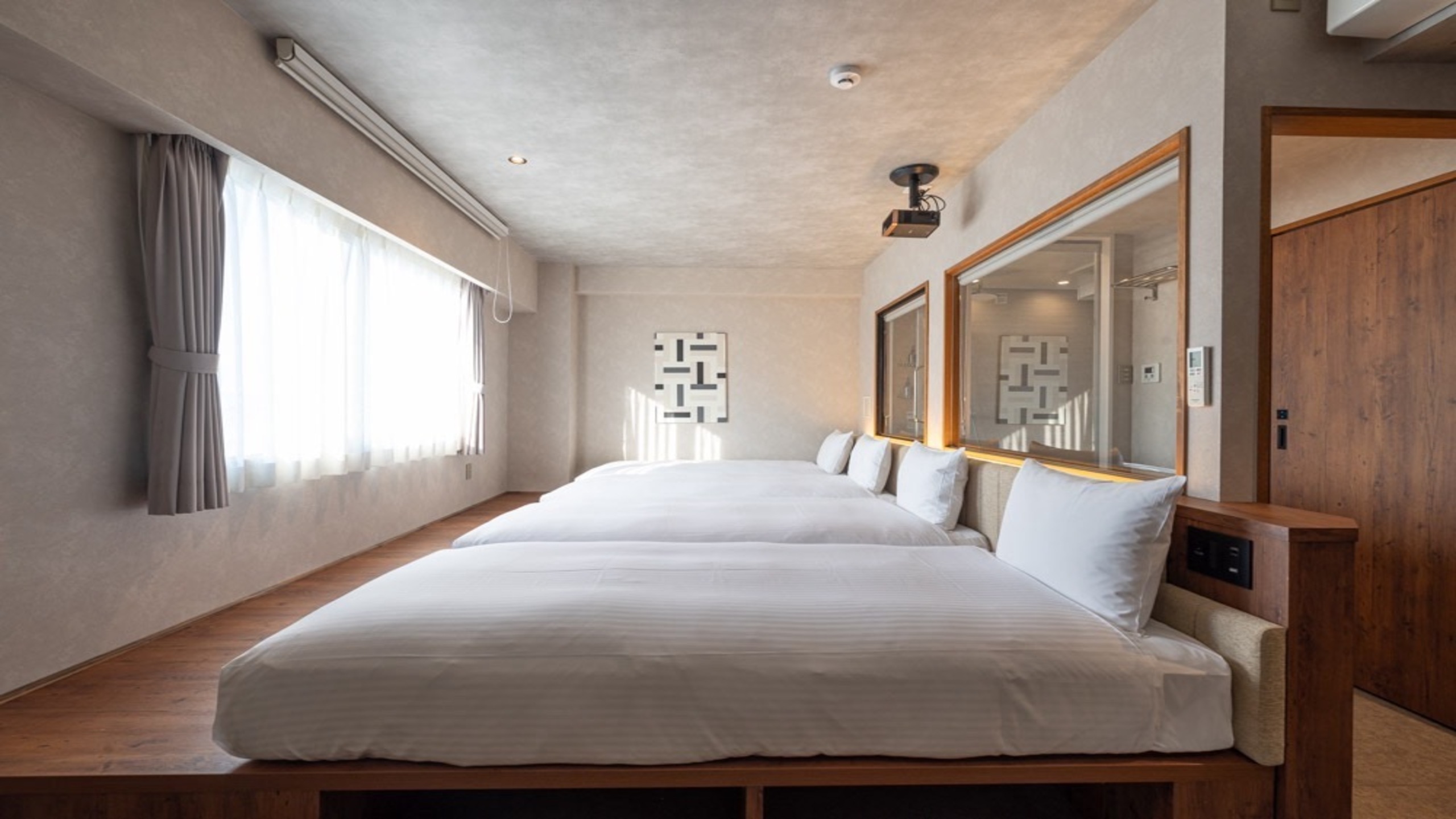 フォースルーム