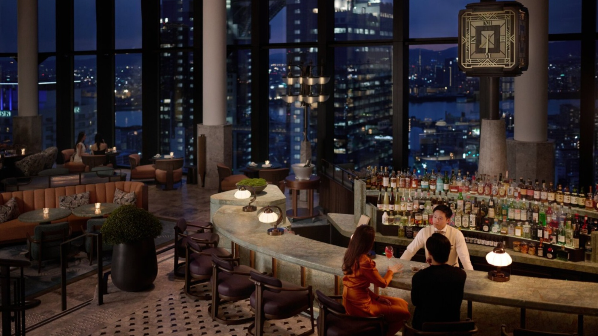 ピーコックアレー