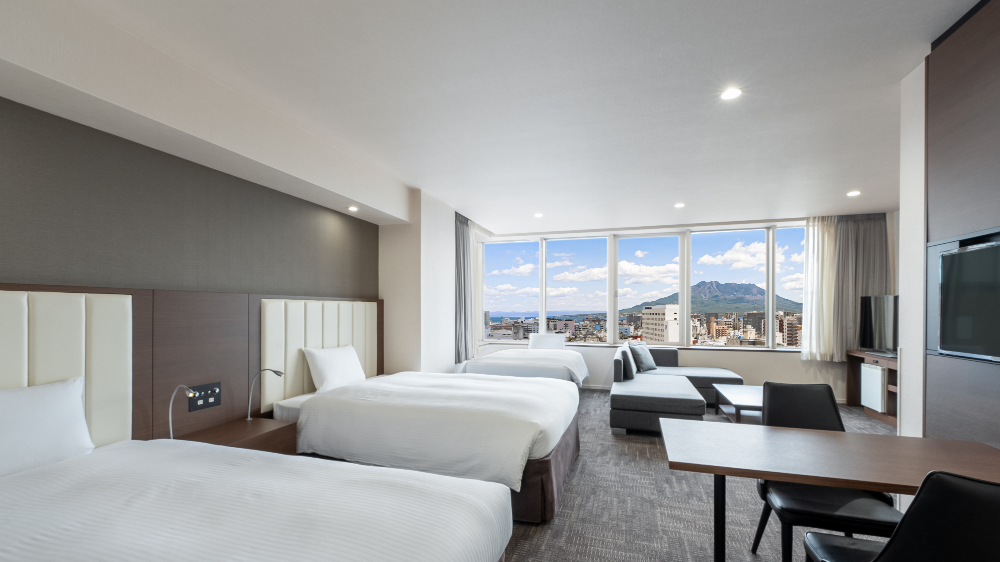 ◇記念日や特別な思い出に。ベッドを最大4台までご用意。ご夫婦でもファミリーでも◎