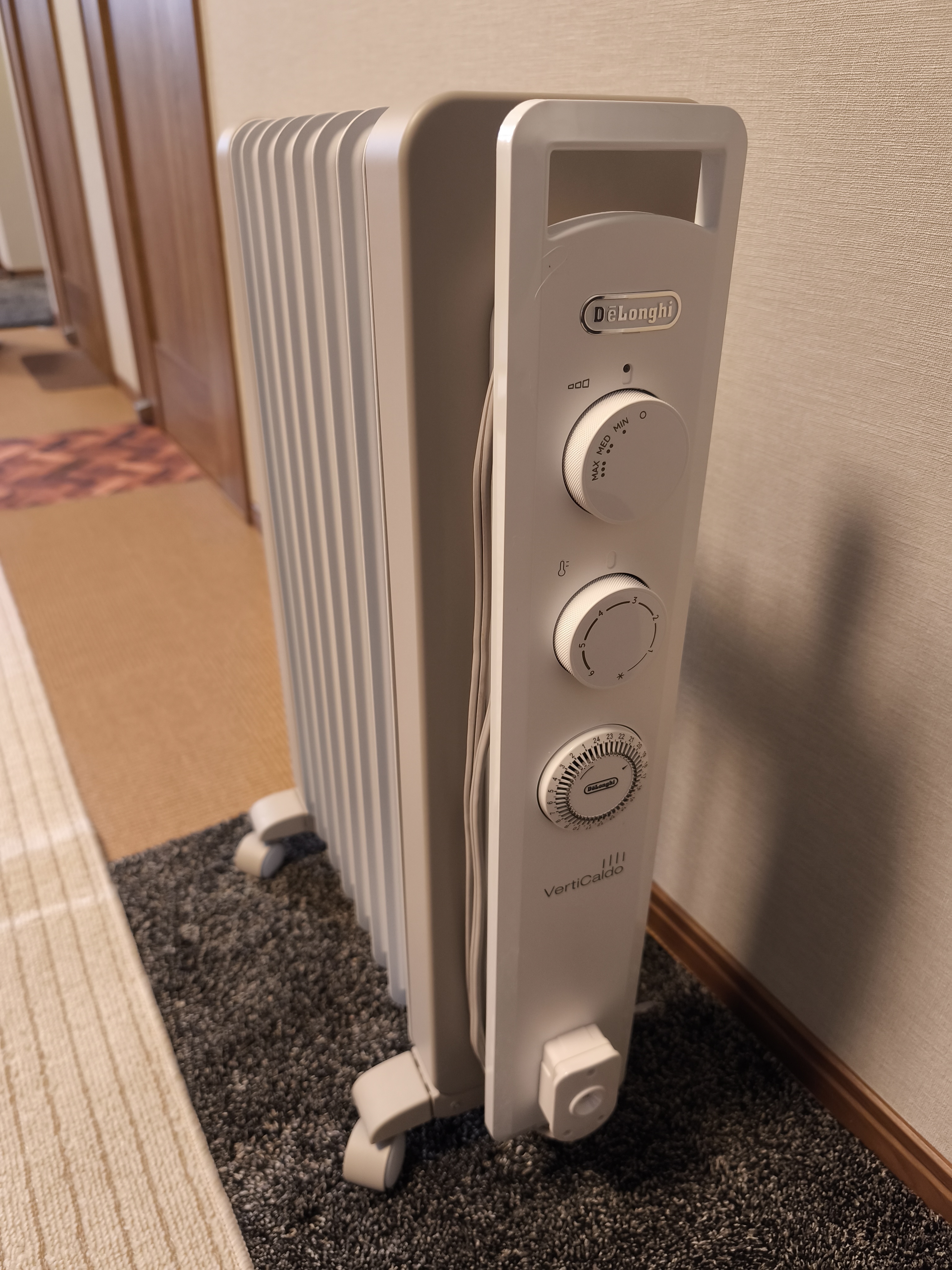 オイルヒーター（冬季のみ）