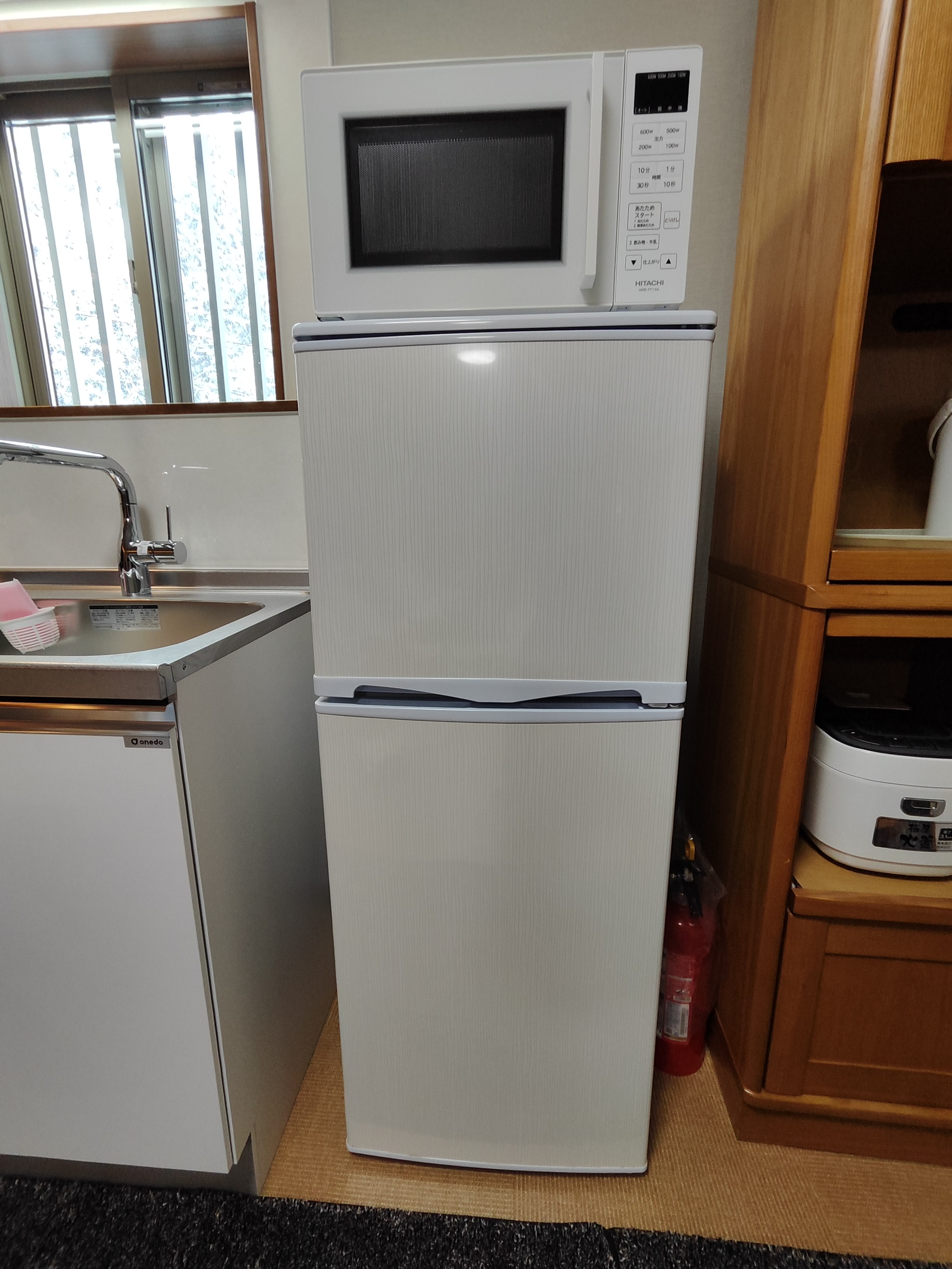 冷蔵庫と電子レンジ