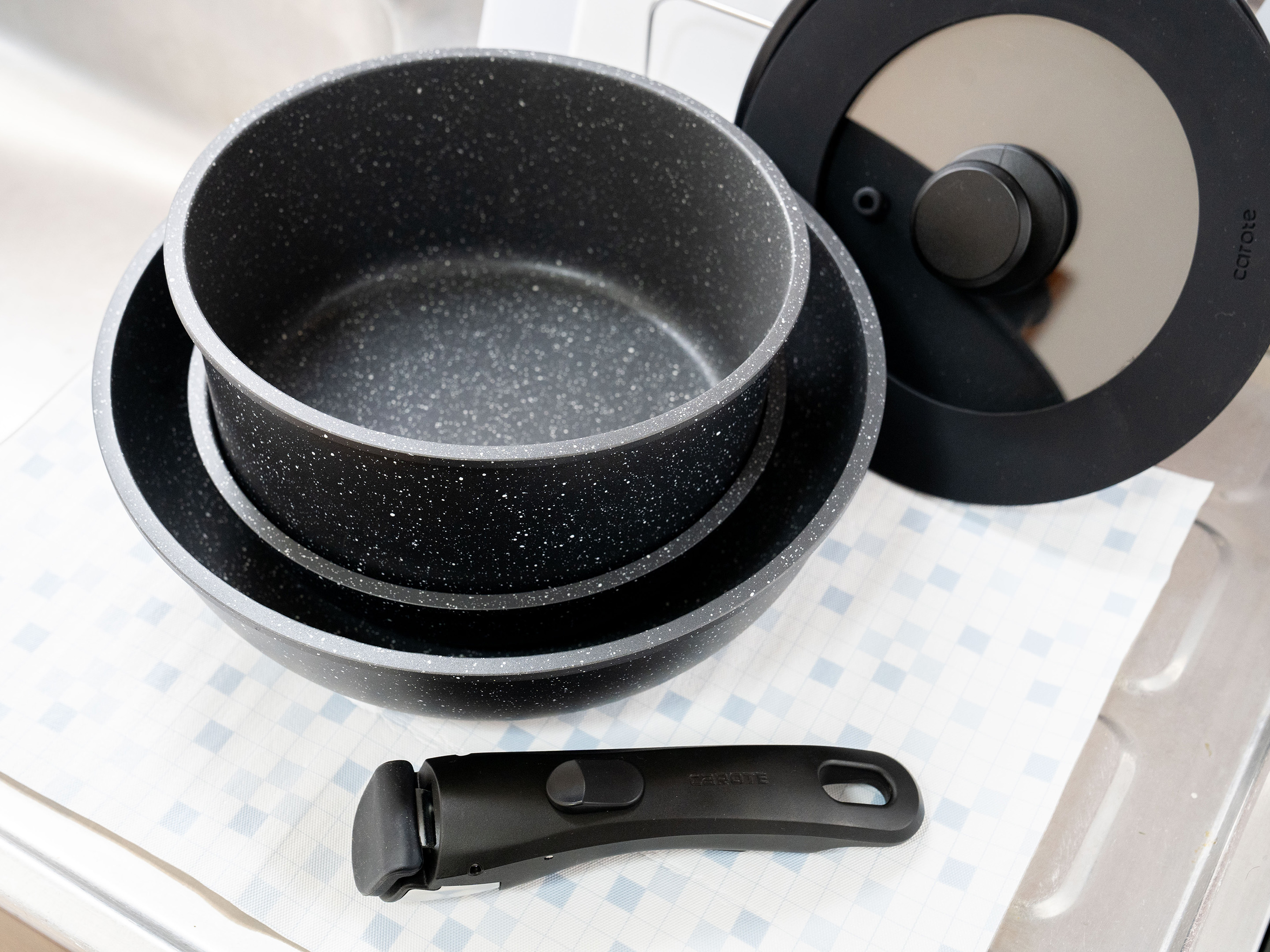 キッチン内無料貸出備品　フライパン・鍋