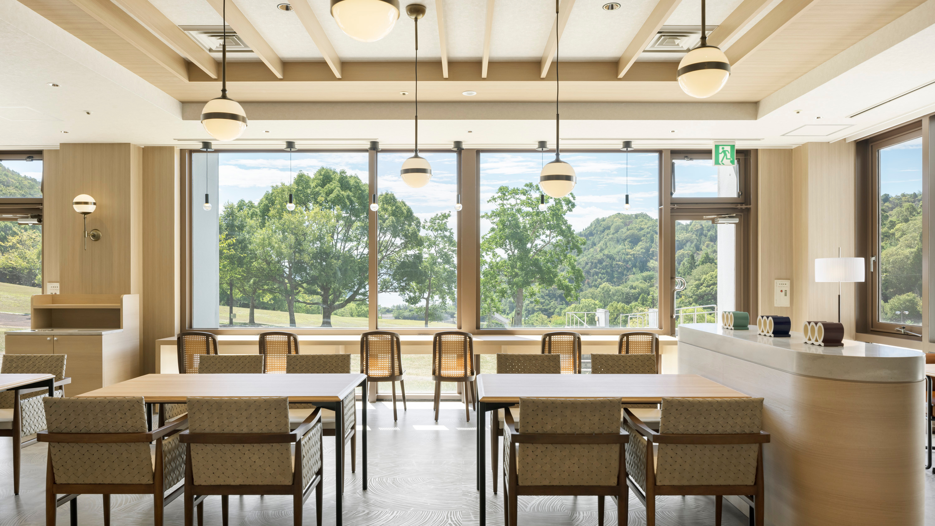 カフェ《nami note（ナミノオト）》