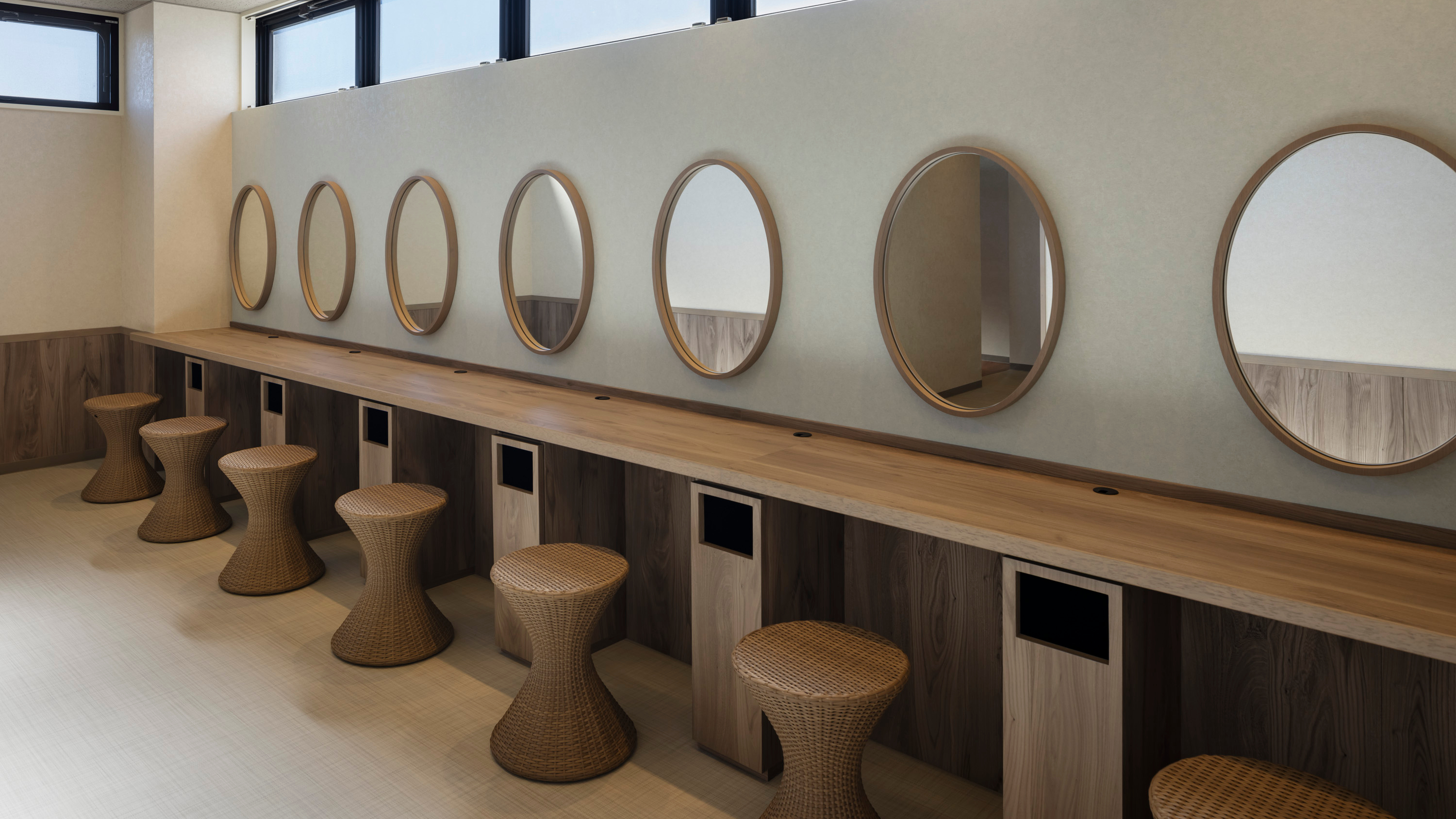 大浴場《女子浴場／パウダールーム》