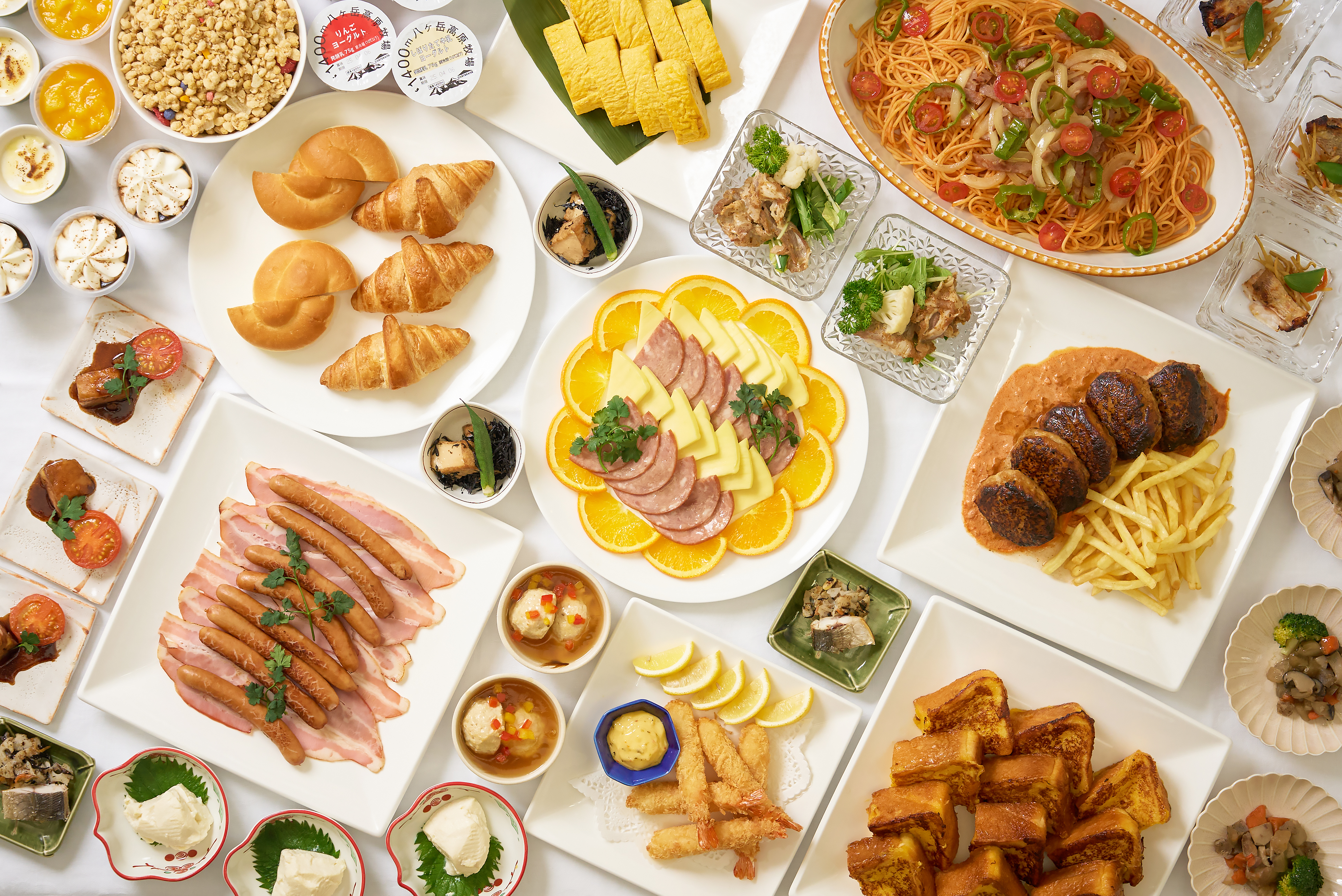 《朝食ビュッフェ》地元食材も取り入れた料理の他和洋メニューがずらり！シャトレーゼスイーツも食べ放題！