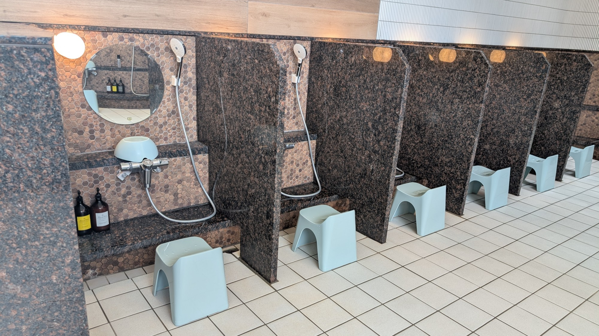 大浴場／洗い場