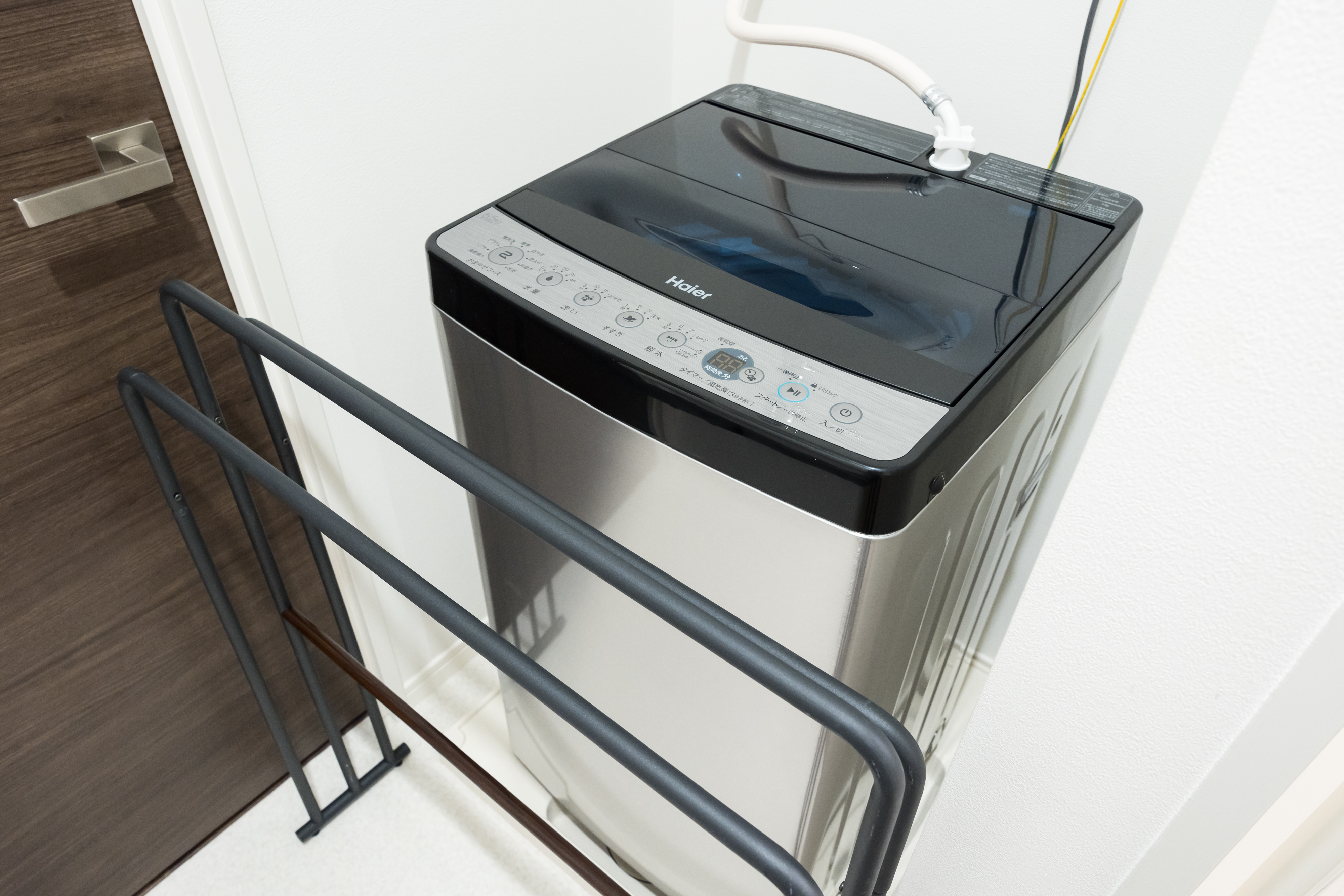 洗濯機、タオルハンガー