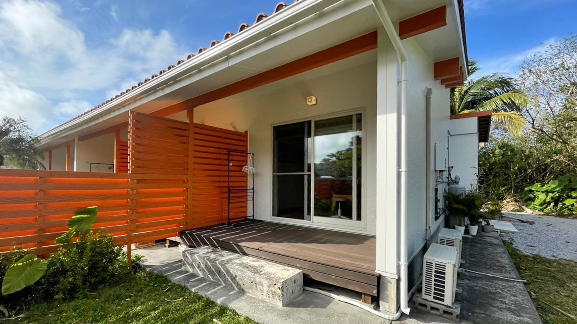 ・【テラス】喧噪から離れてテラスでゆっくりと。日々の疲れを癒し、気分転換におすすめです