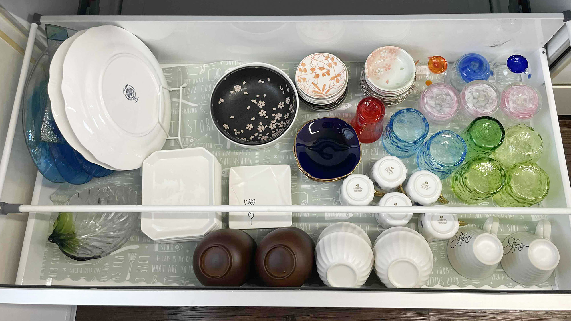 ・【キッチン】食器・グラス・カップ等、豊富にご用意