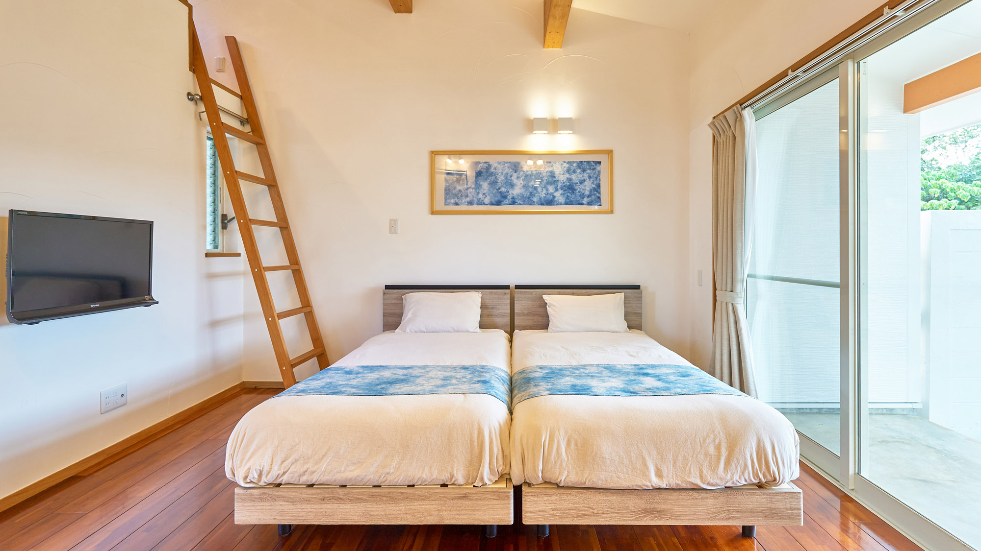 01【禁煙】沖縄のさわやかな海を感じるお部屋デザイン