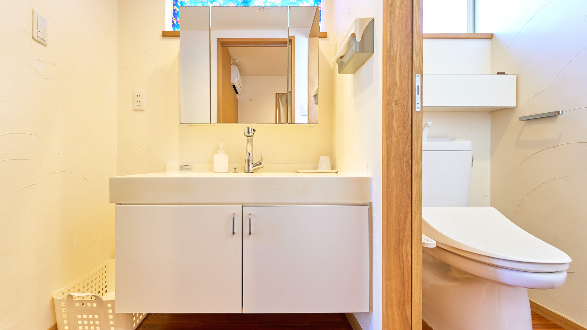 01【禁煙】専用の洗面、トイレ