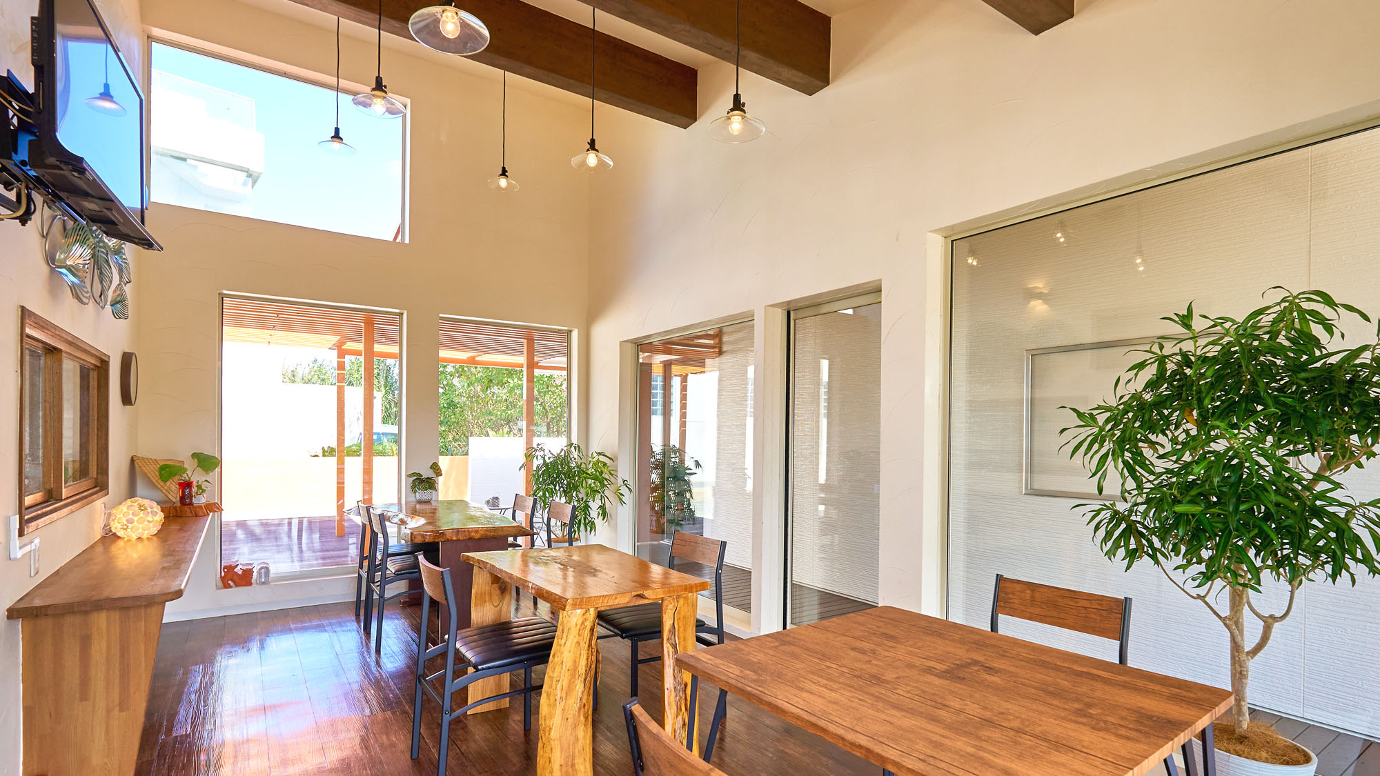 【ダイニングキッチン】共用スペースで調理、お食事ＯＫ