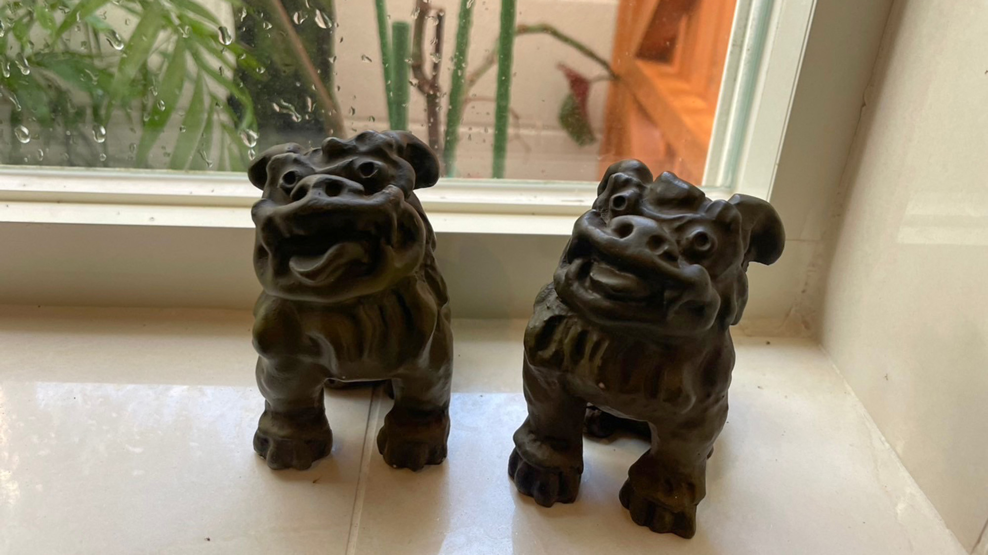 ・【インテリア】沖縄といえばシーサー！快適にお過ごしいただけるよう見守ります