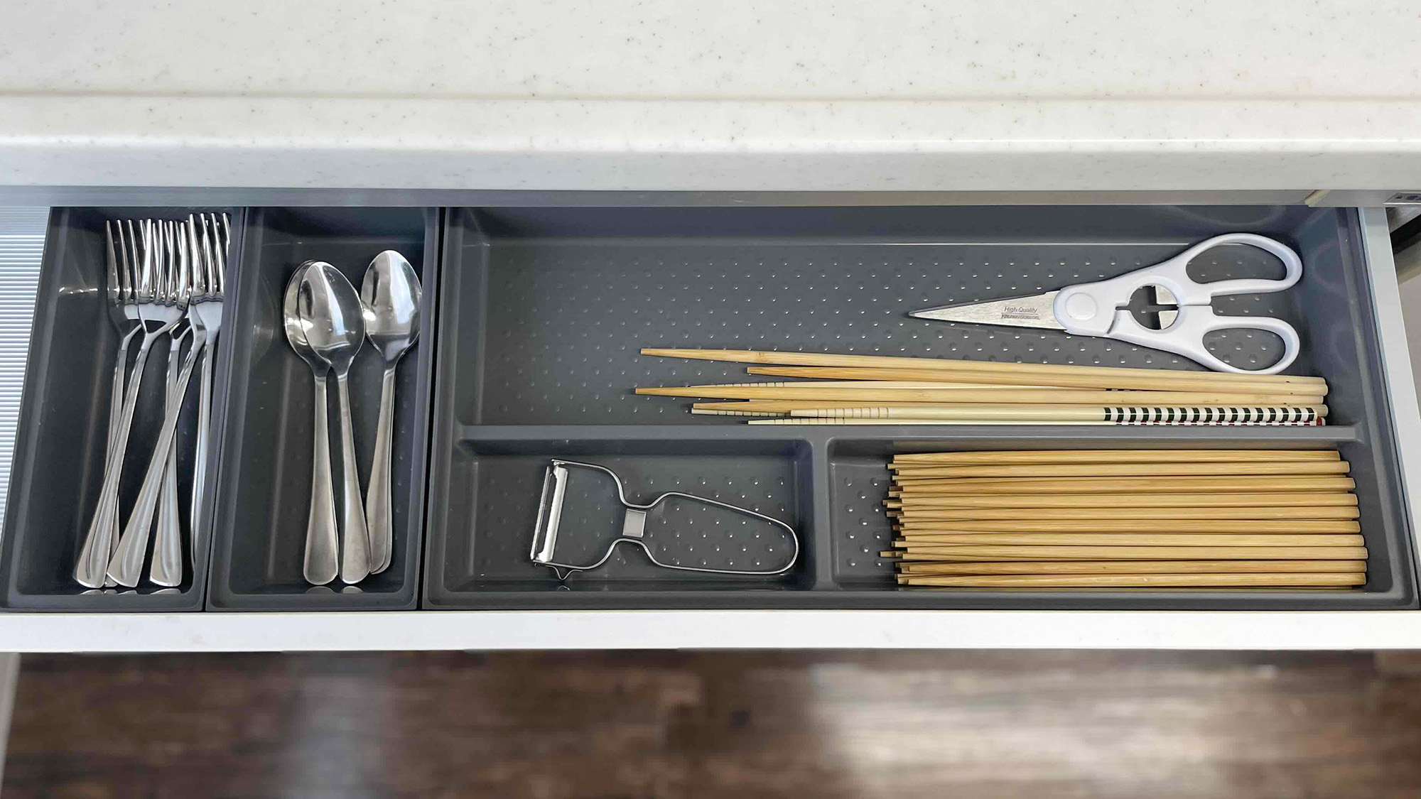 ・【キッチン】カトラリーもご用意しております