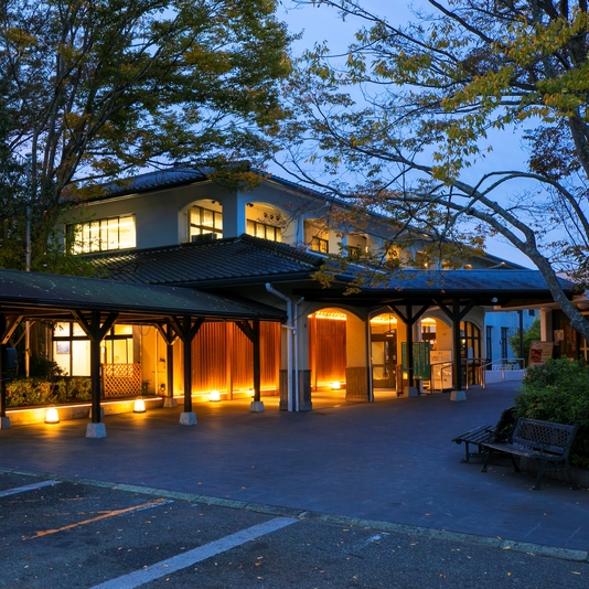 太山寺 なでしこの湯 外観