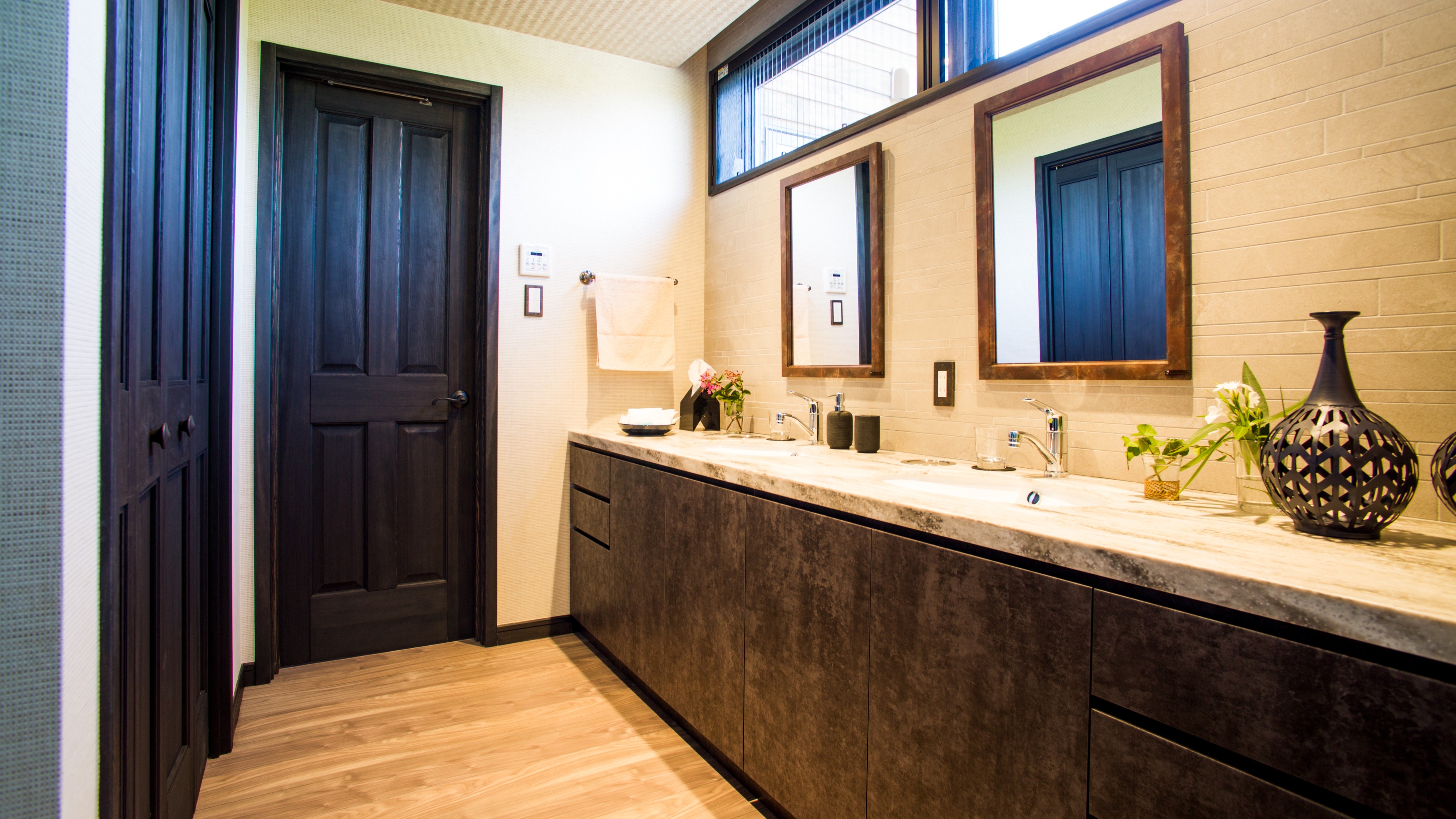 ・【パウダールーム】本館