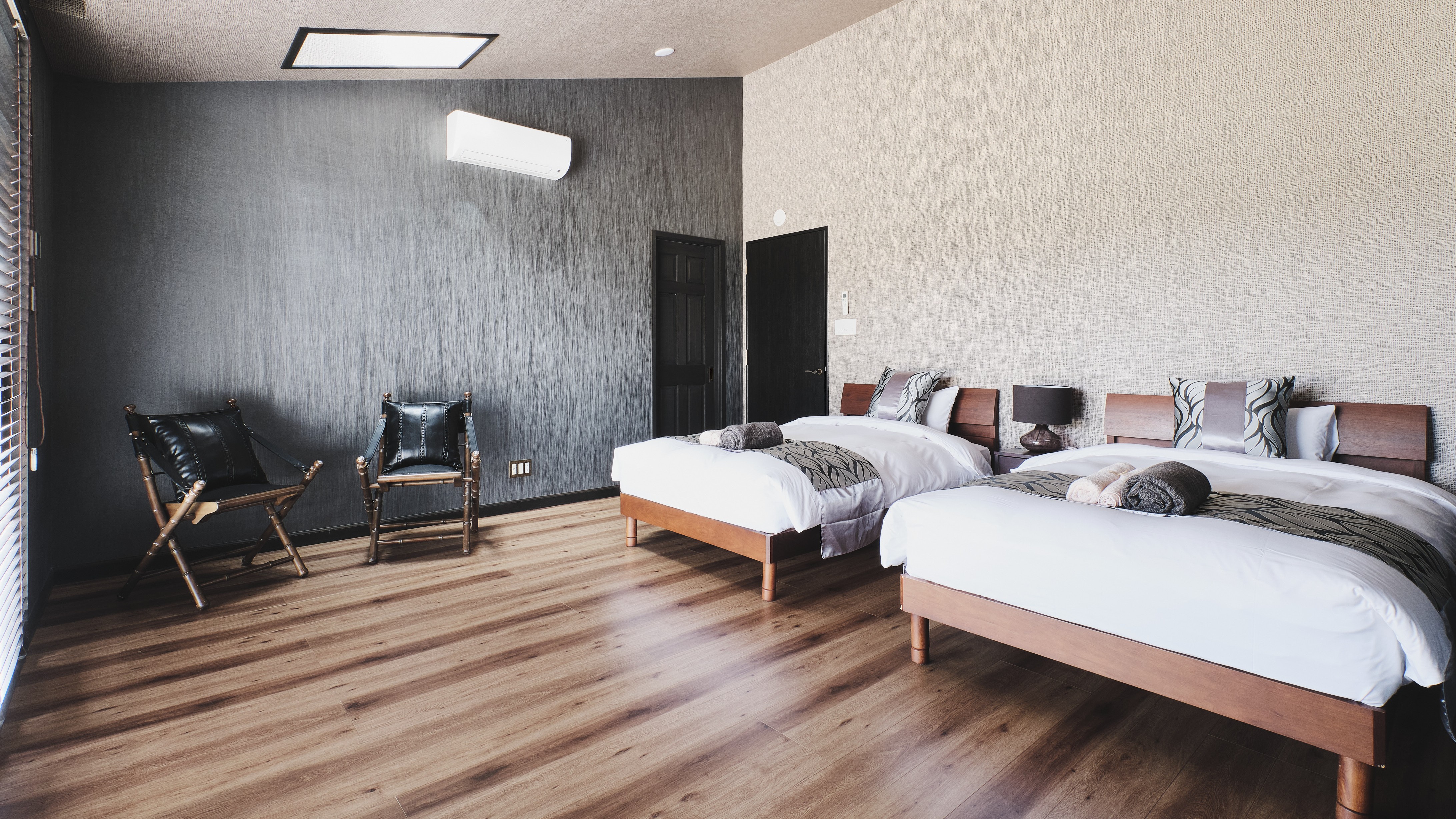 ・【ベッドルームB】ANNEX－モノクロームを基調としたシックで落ち着いたベッドルーム