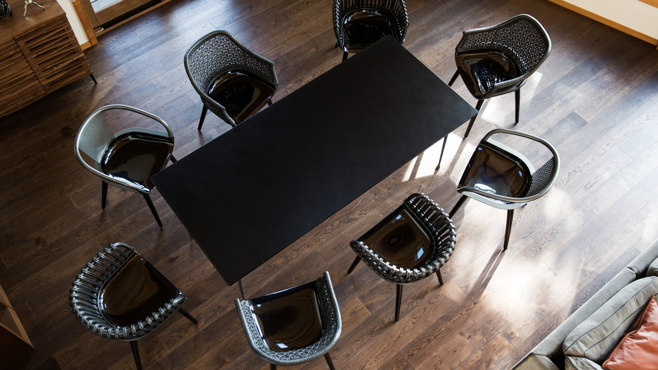 ・【ダイニングエリア】8名まで座れるダイニングエリアーThe earl