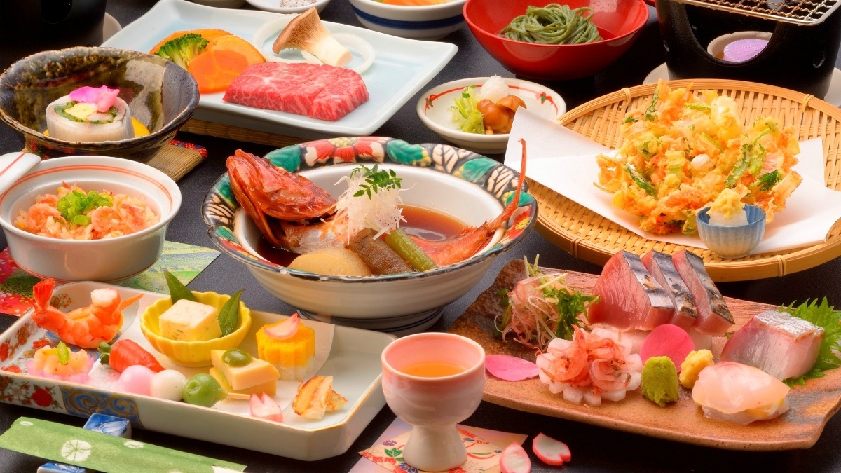 本館スイートルームプラン【期間限定！飛騨牛ステーキ、桜えび尽くし3品、スキャンピなど『春翠の膳』！】