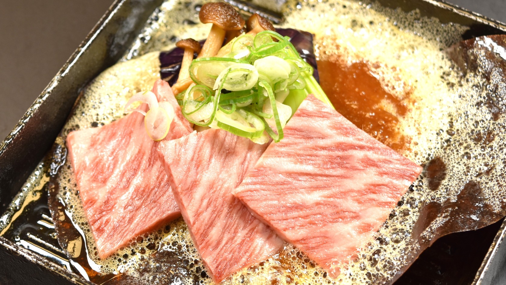 【ベーシック・雪】飛騨牛朴葉焼・ぶり大根など秋の味覚｜夕食はレストラン・会場食