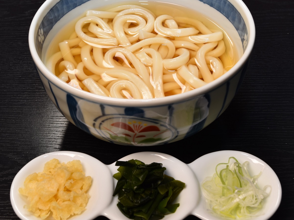 添い寝の小さなお子様向け軽食メニュー「お子様うどん」1,100円