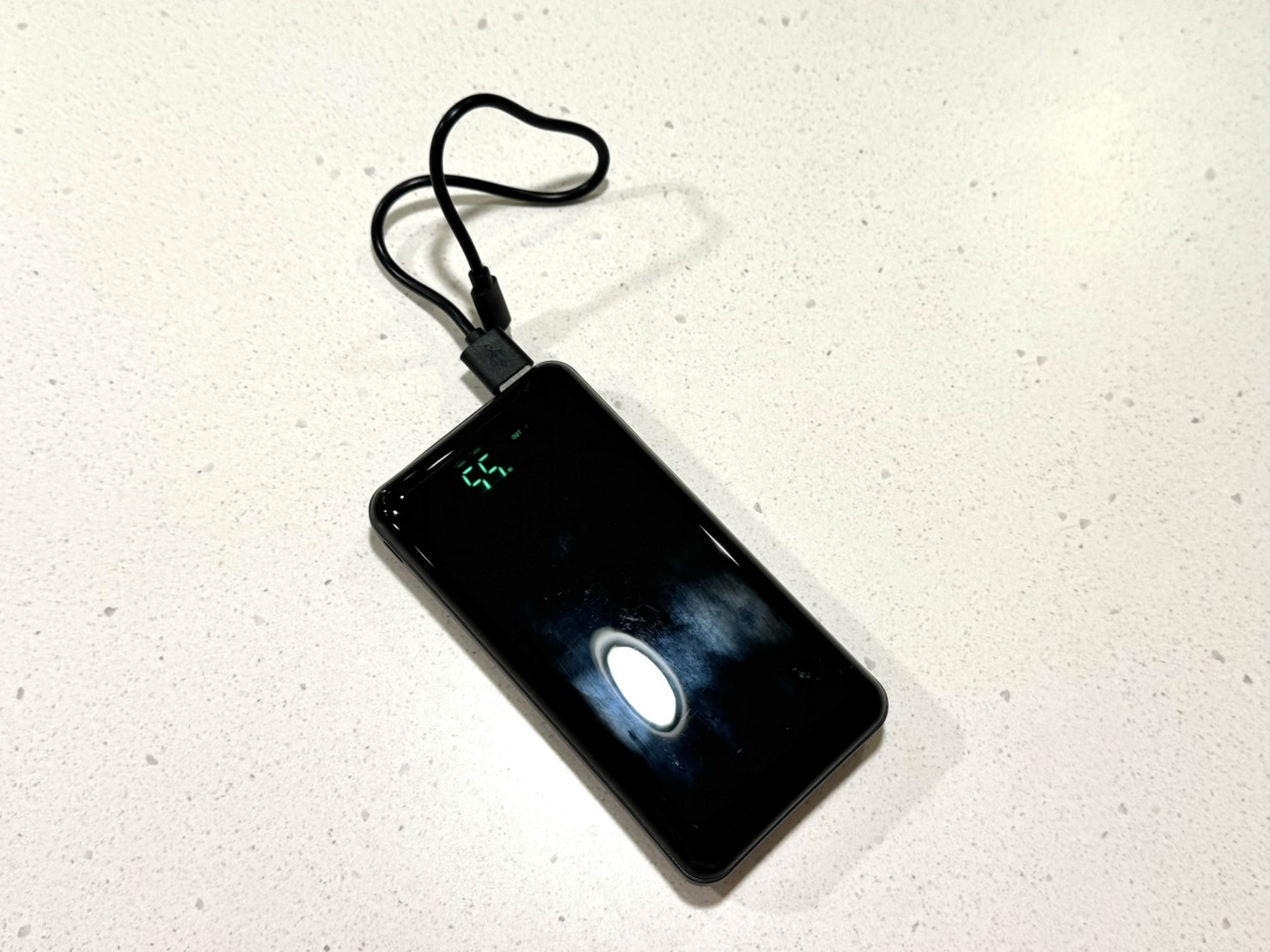 モバイルバッテリー（有料レンタル）