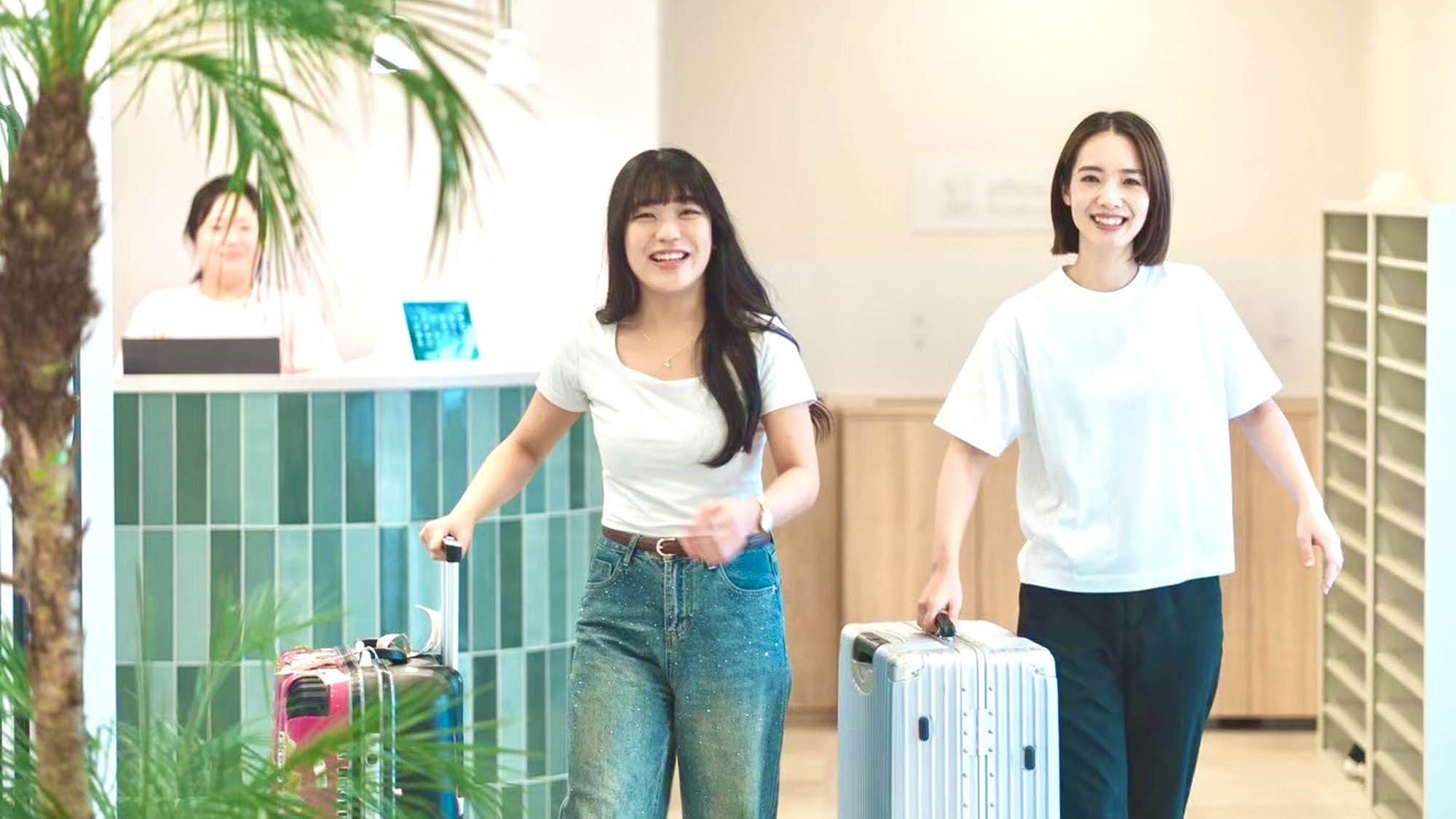 ・【エントランス】2025年1月にオープンした女性専用カプセルホテルです。コスパ旅にご利用ください◎