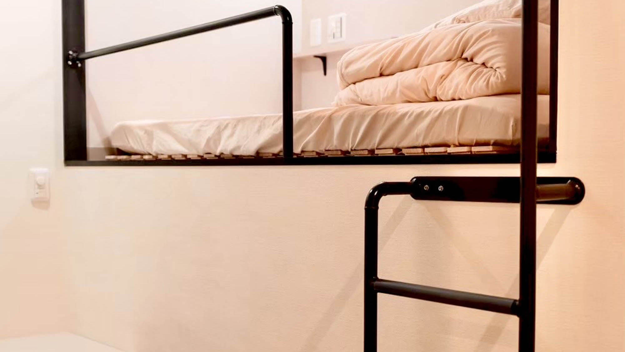 ・【1人用キャビンタイプ】秘密基地のようなワクワク感のあるお部屋です。一人旅初心者にもおすすめ◎