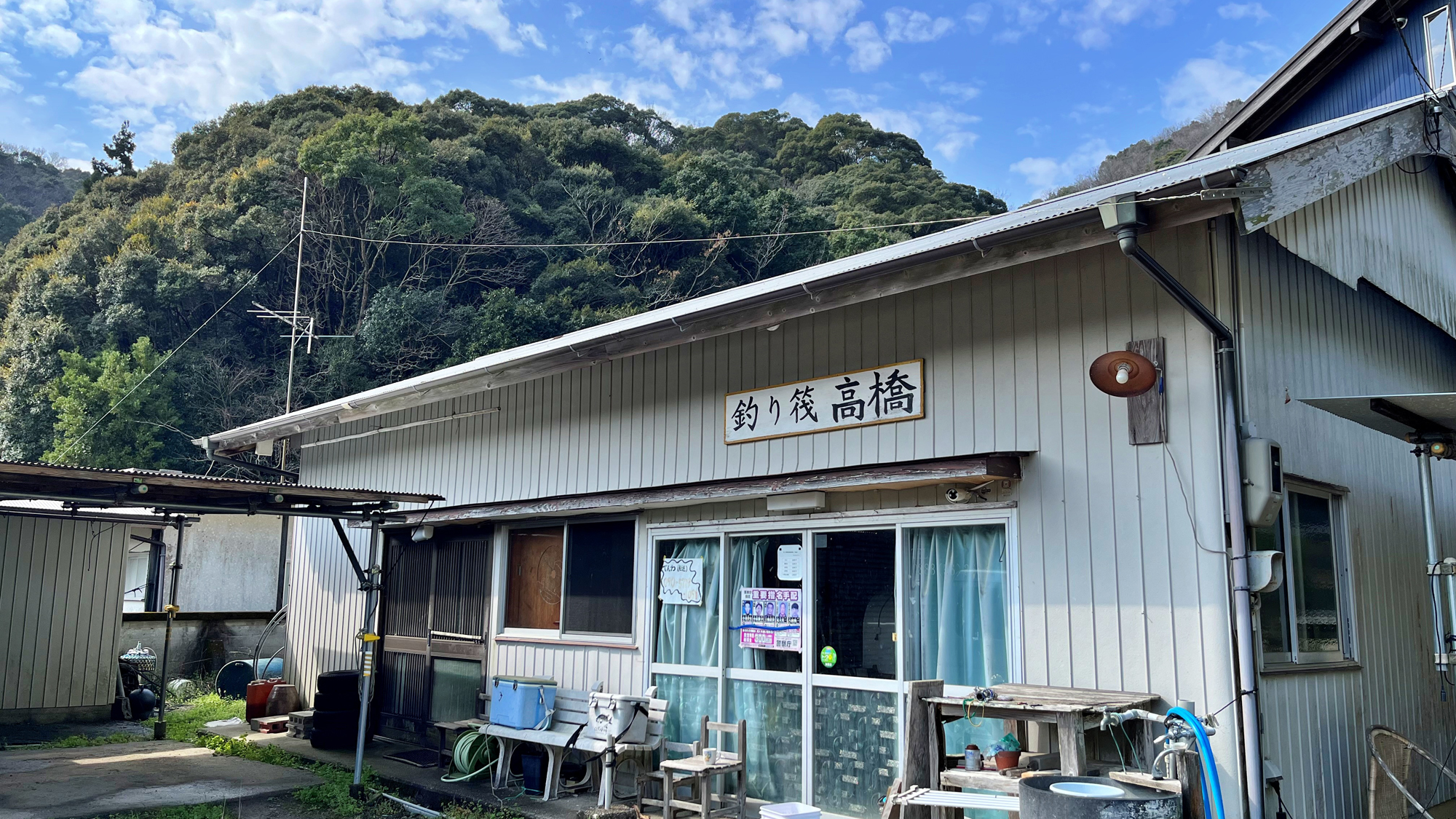 【高橋渡船】渡船で釣り筏まで送迎します
