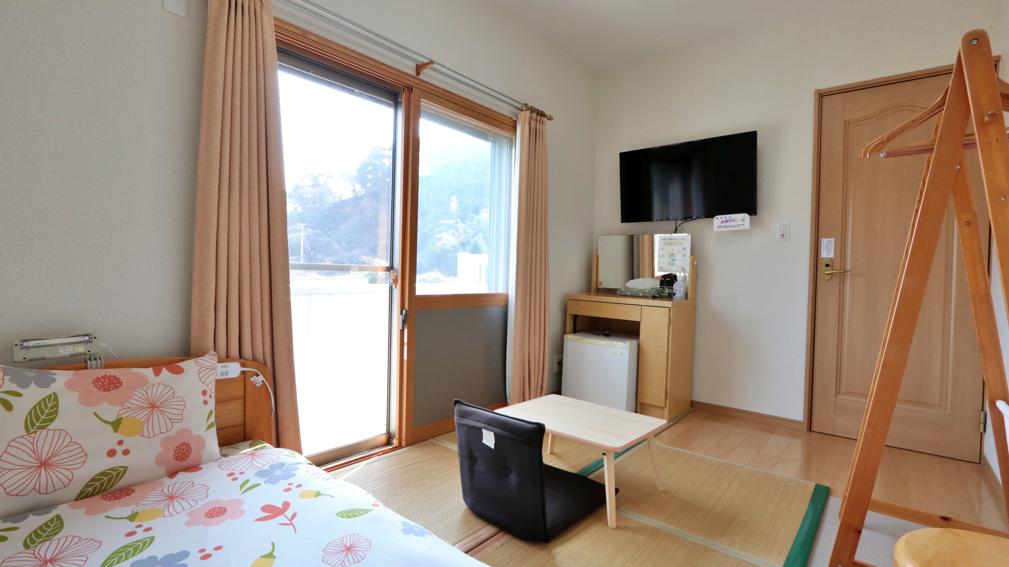 【セミダブル洋室】ご夫婦・カップルでのお遍路旅に　　