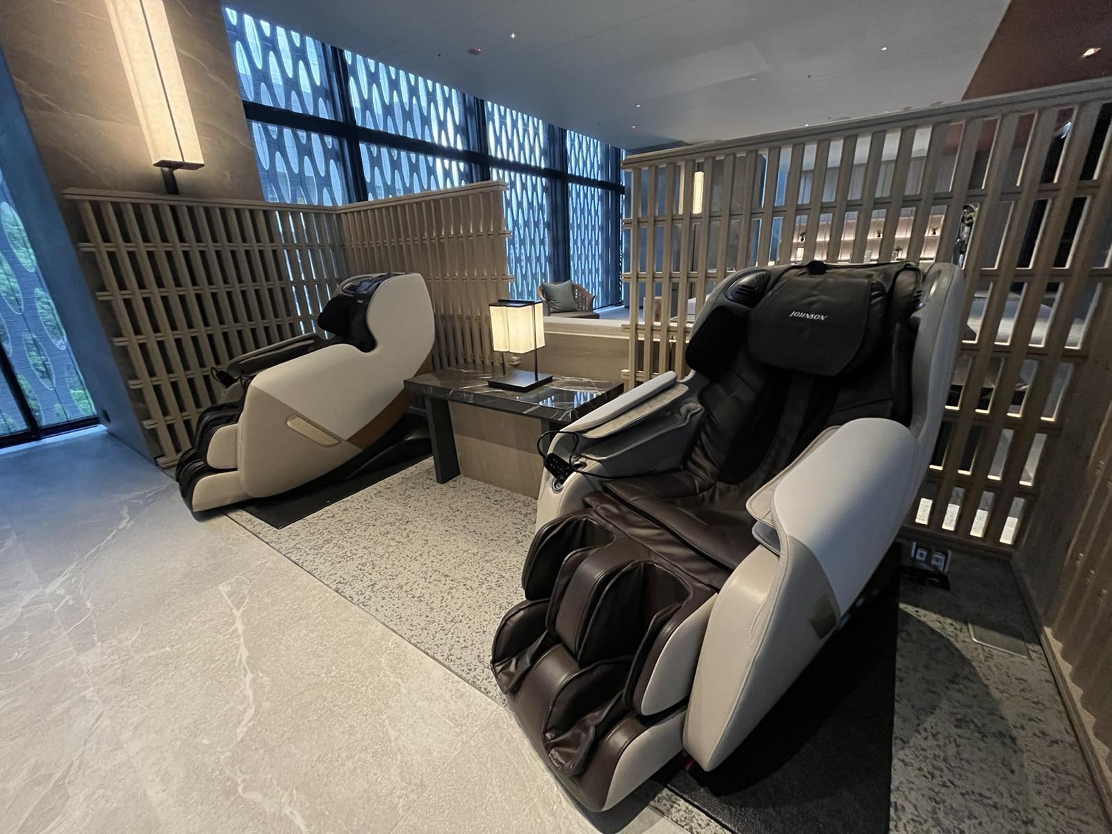 マッサージチェア利用無料