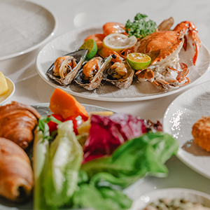 オールデー ダイニング セリーナ