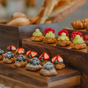 オールデー ダイニング セリーナ