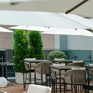 ルーフトップ バー 22