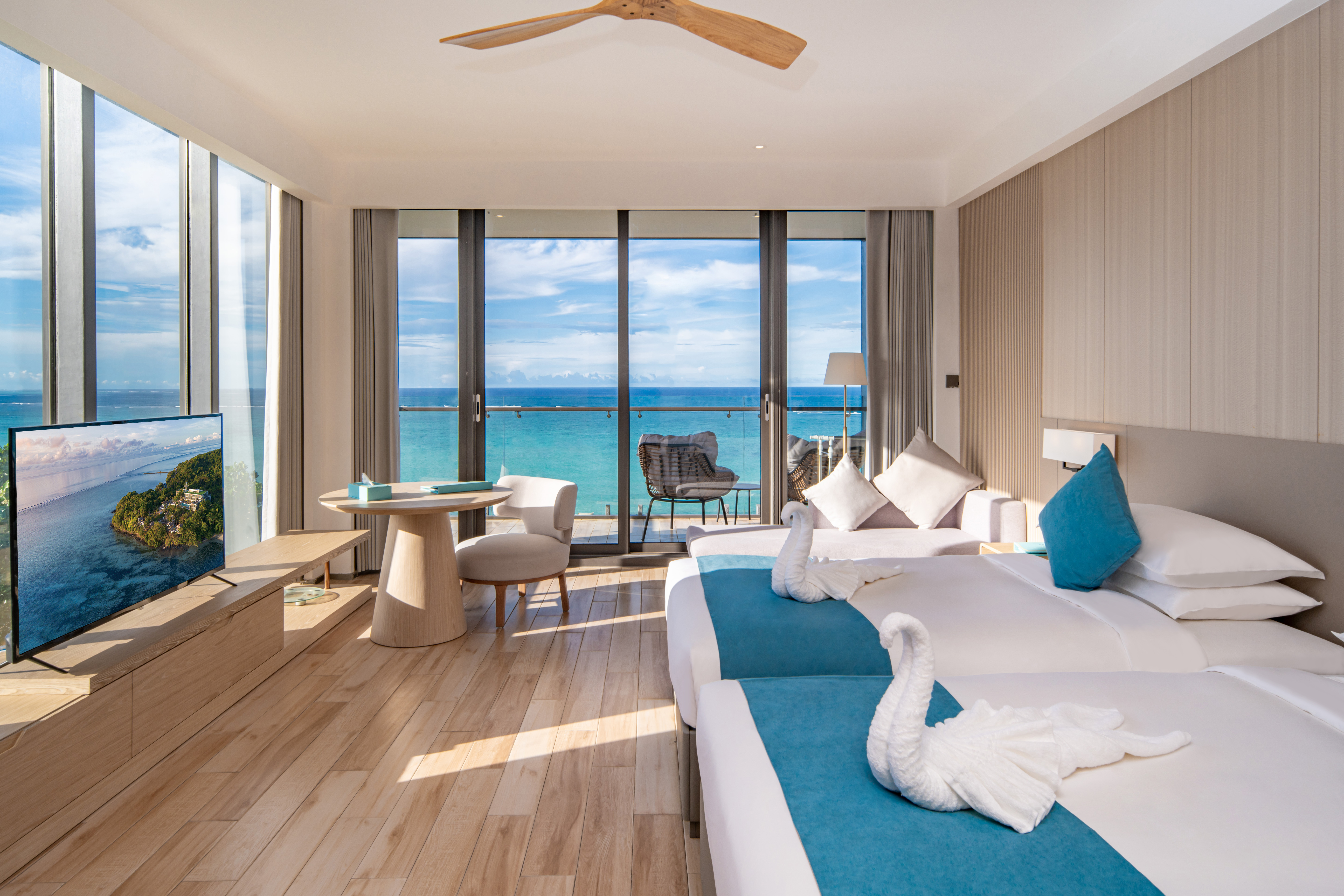 Sunrise Ocean Corner Suite