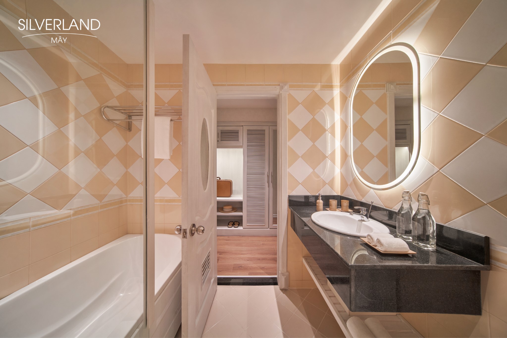 シグネチャー ルーム