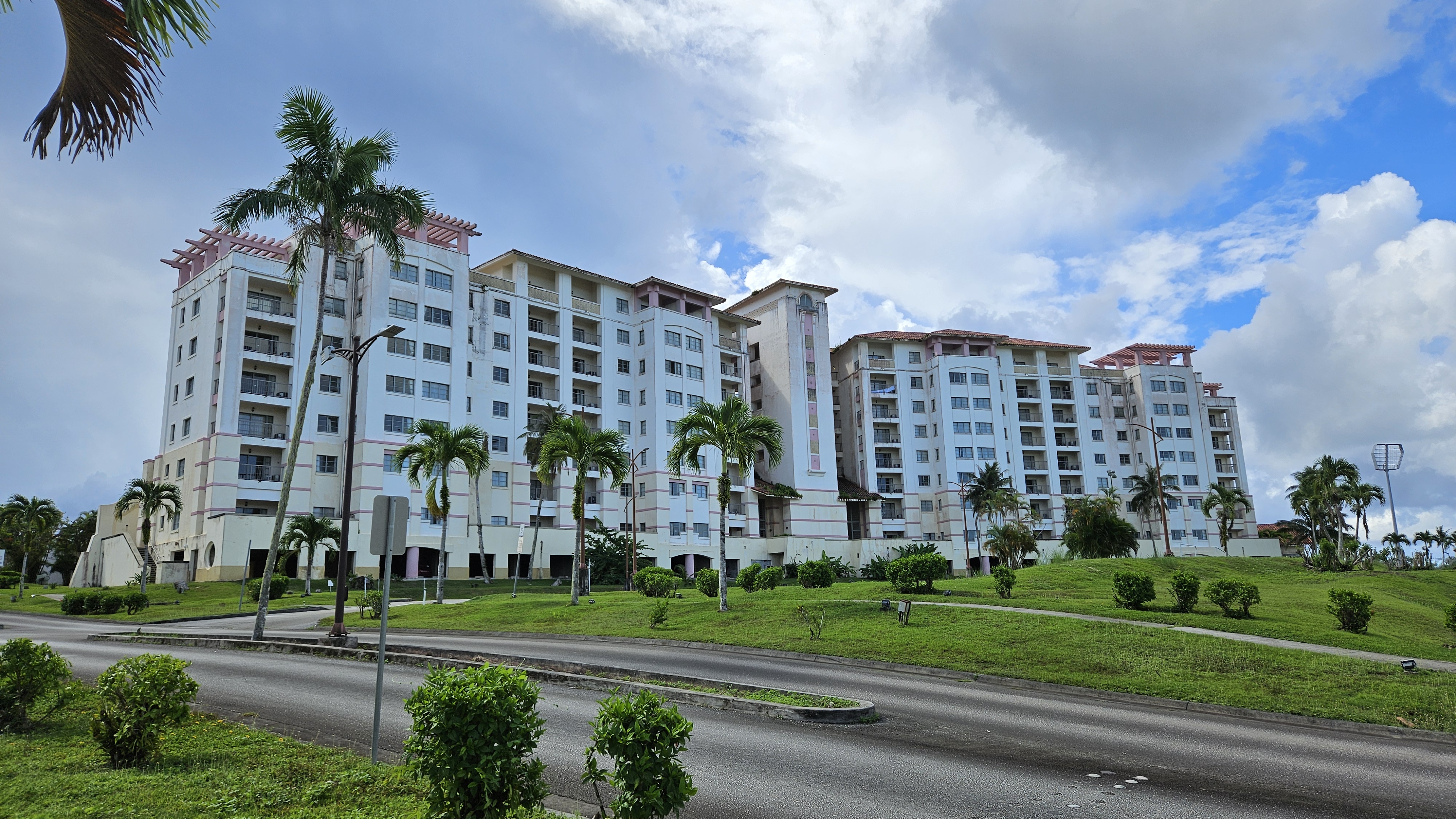 Treasure Tower (外観)