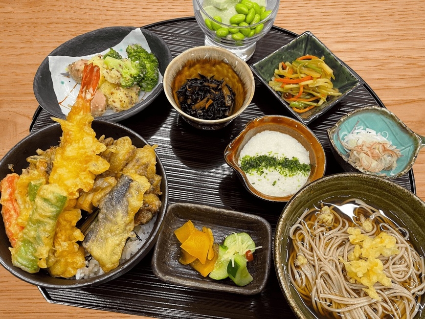 【2食付】朝食・夕食付きプラン★夕食は地元名物ソースかつ丼とひもかわうどんで舌鼓