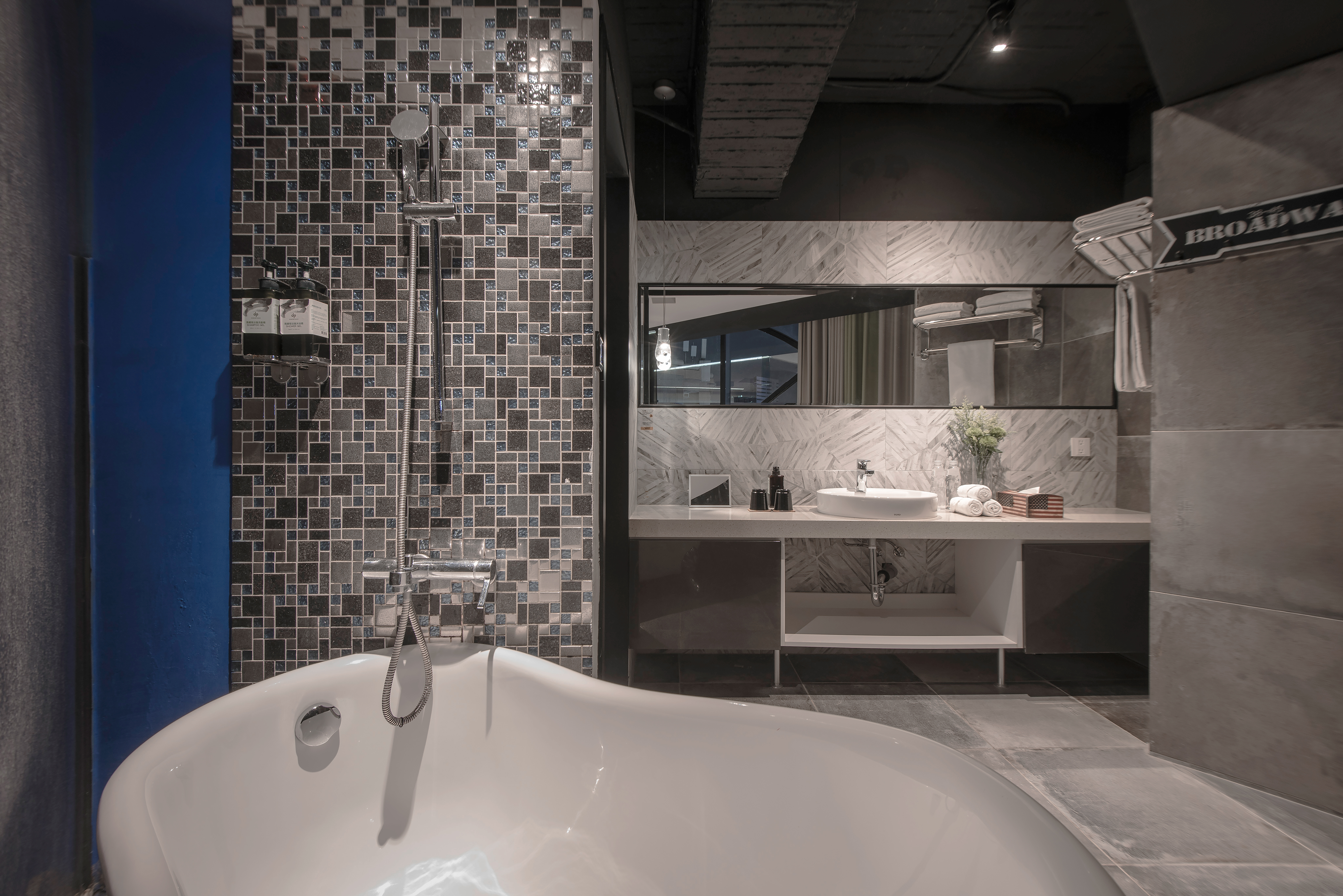 デラックスダブルルーム（バスタブ付）（精緻浴缸TS）