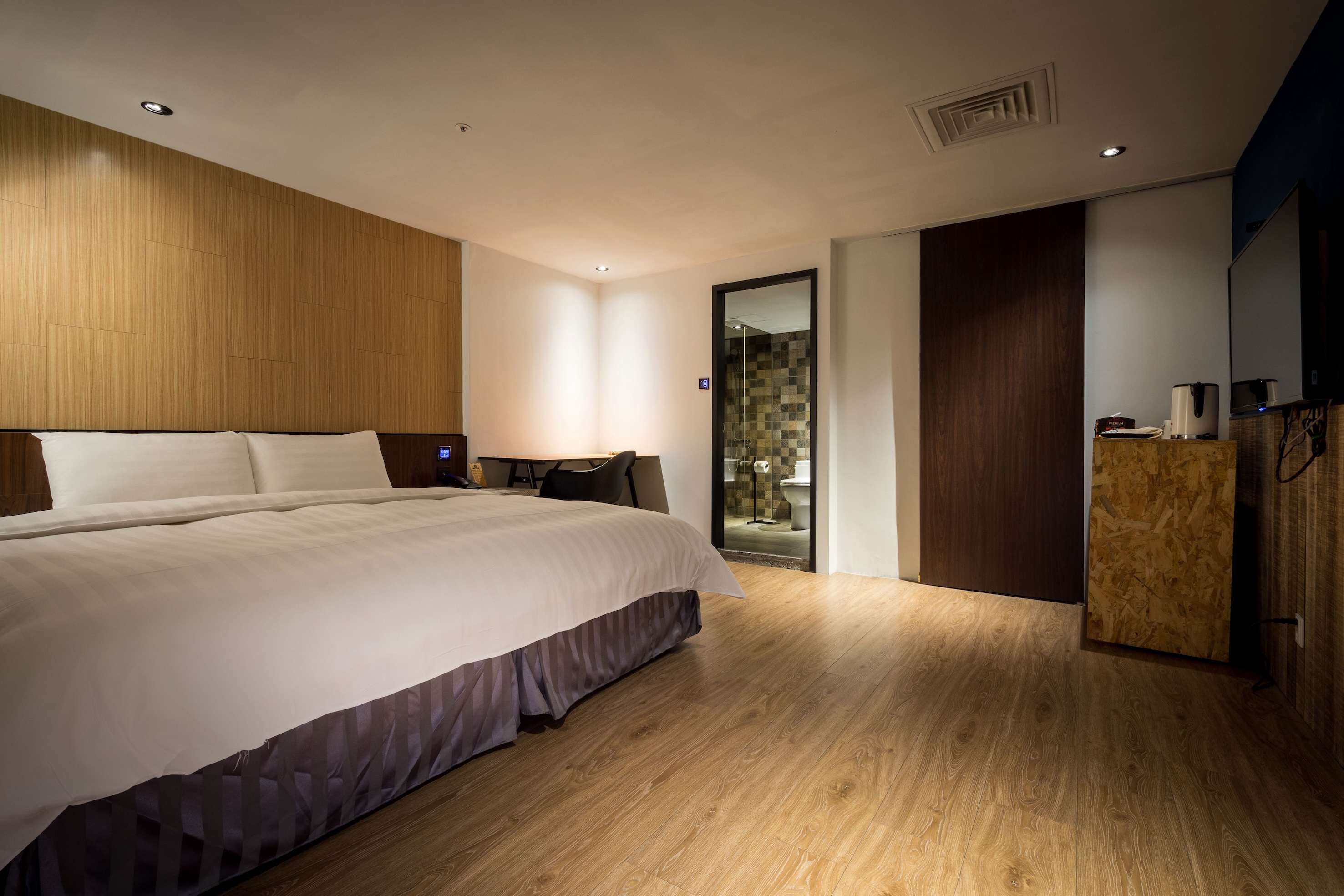 （窓なし）コンフォートダブルルーム