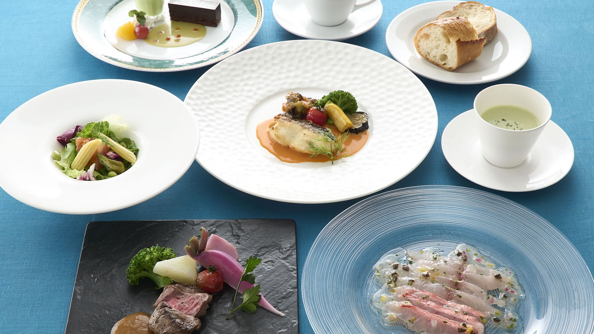 【早期60/夕・朝食付】★お得度№１★フレンチフルコース＆ワンドリンク付が3000円OFF！