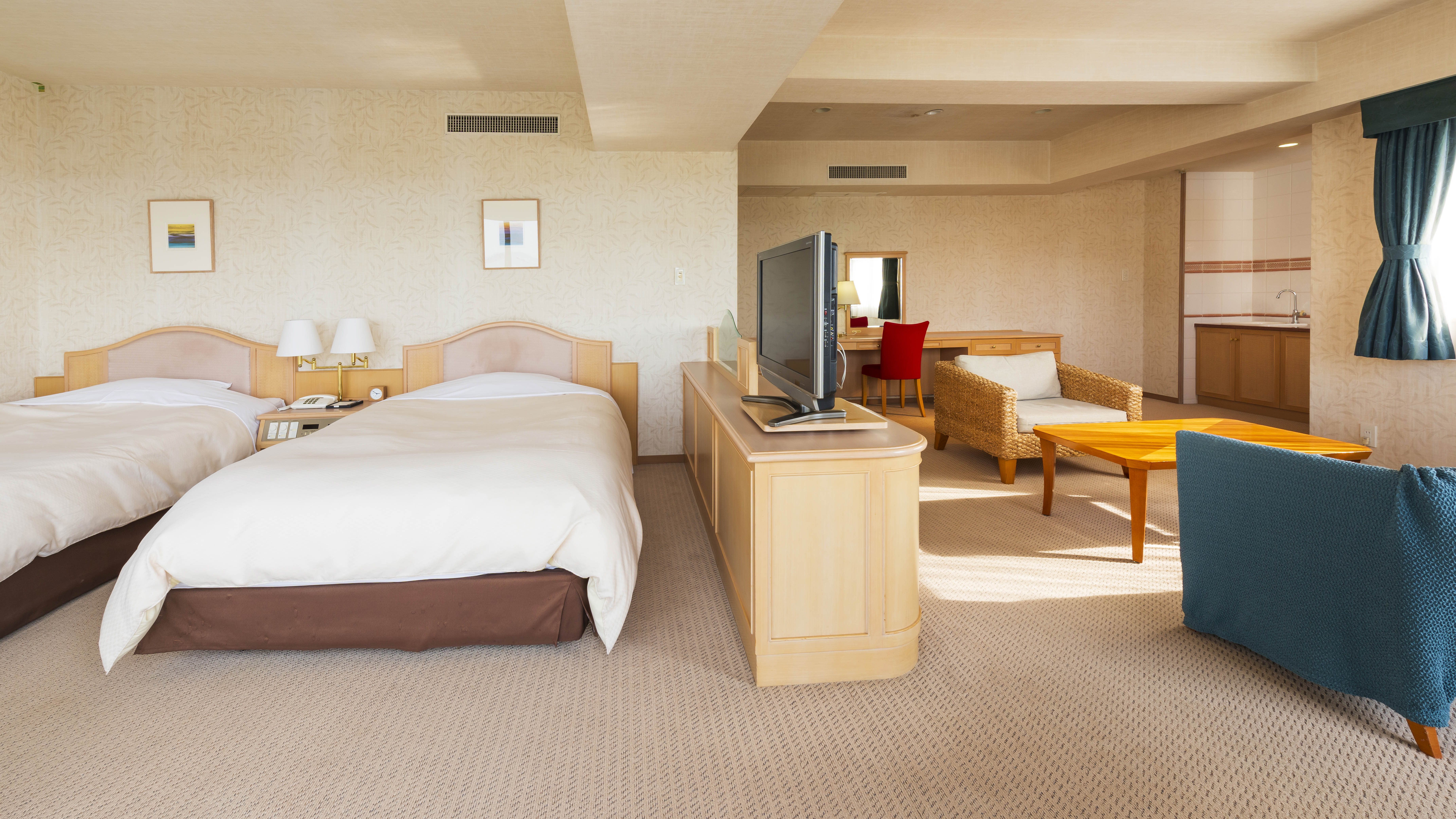 【デラックスツイン】51㎡。リビング、ベッドスペースが一つの空間に。