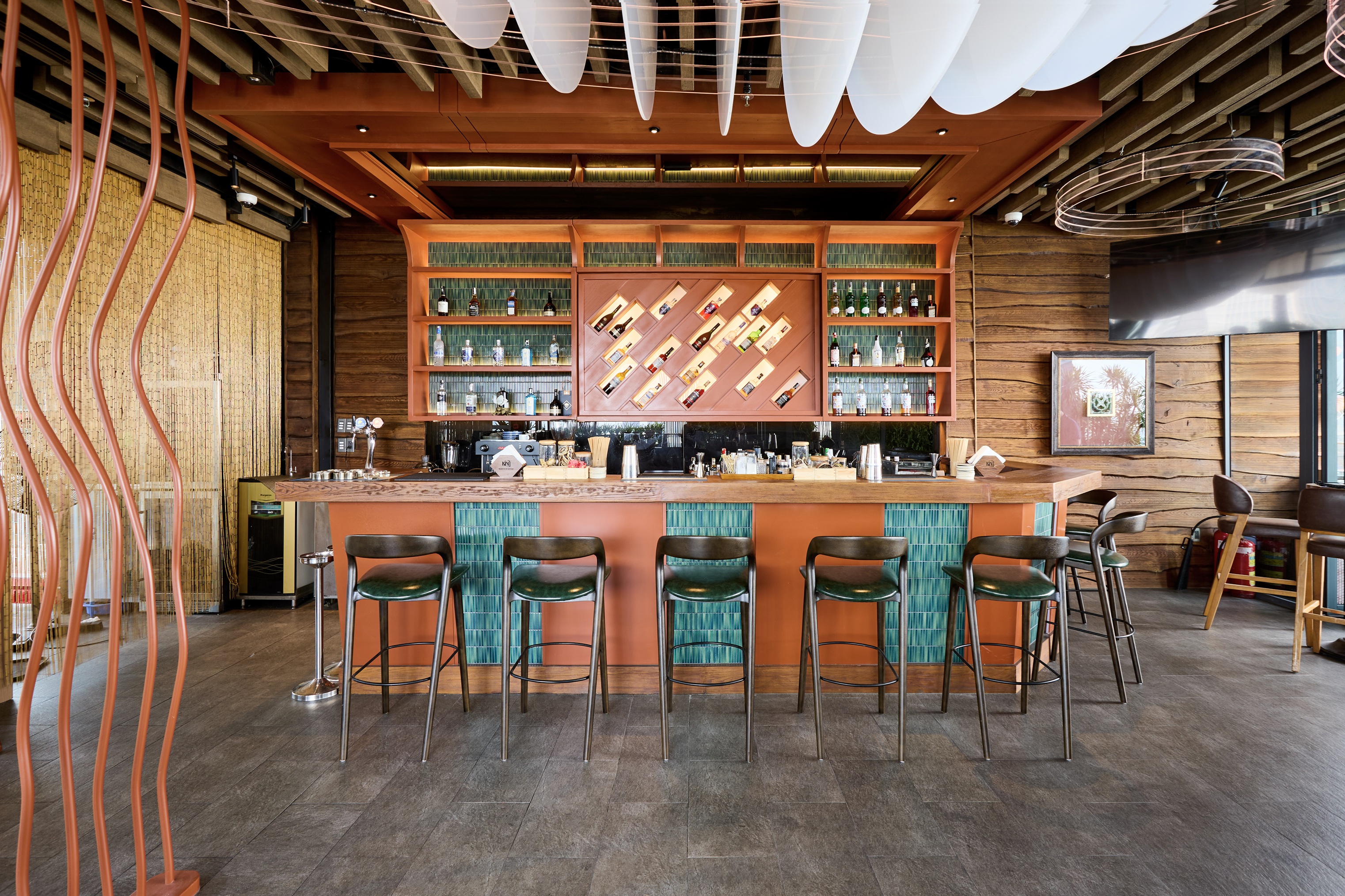 ルーフトップバー