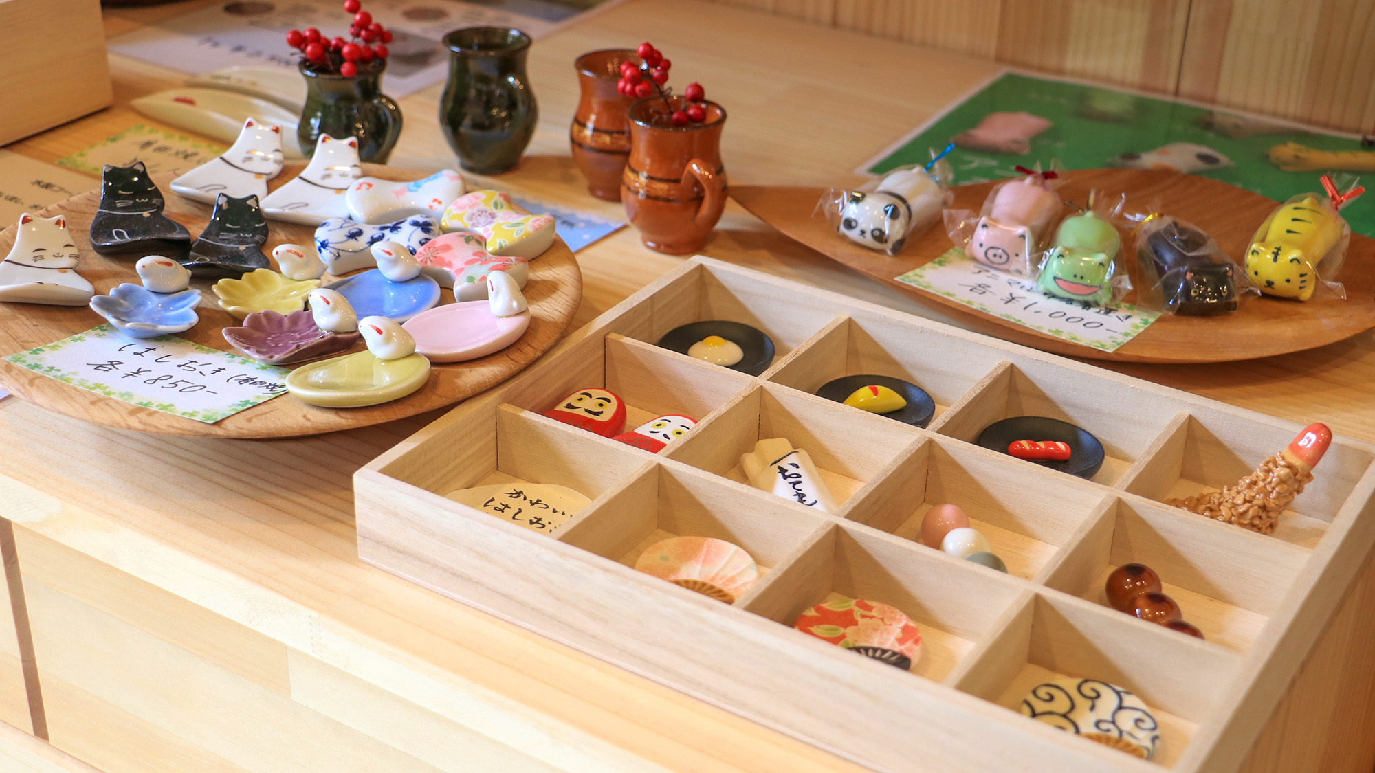 #売店　可愛らしい小物が勢揃い。